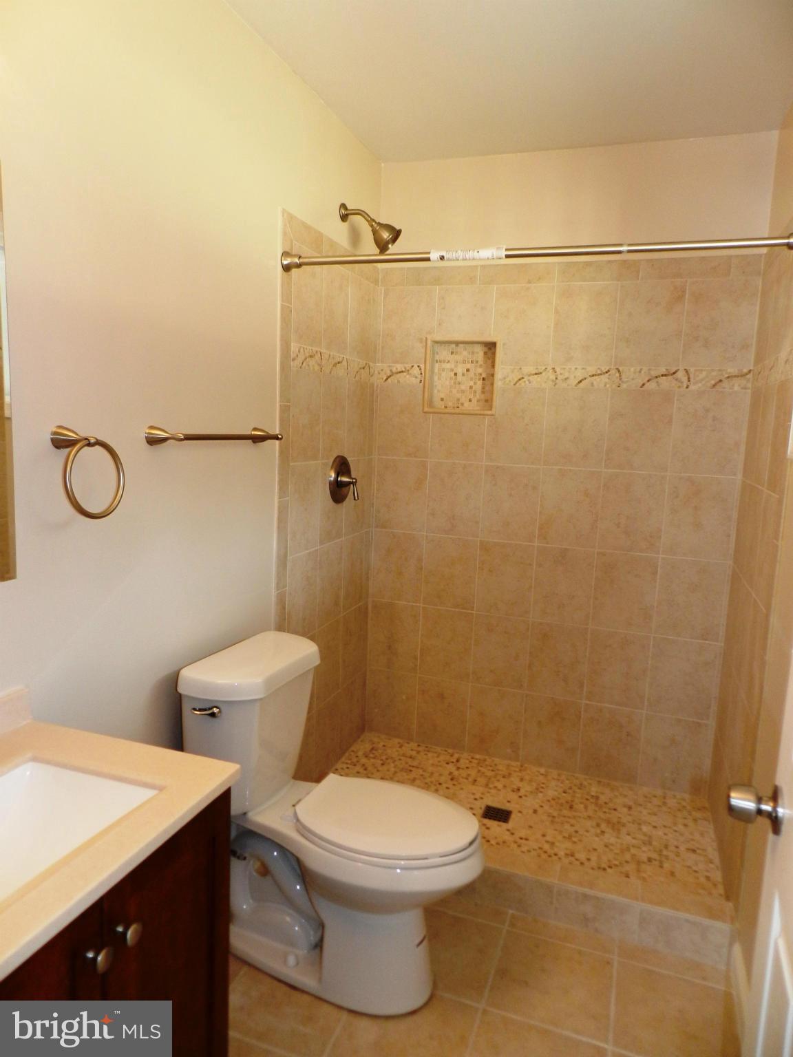 STERLING - Residential Lease