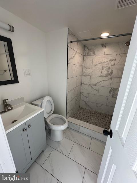 PINEWOOD LAKE - Residential Lease