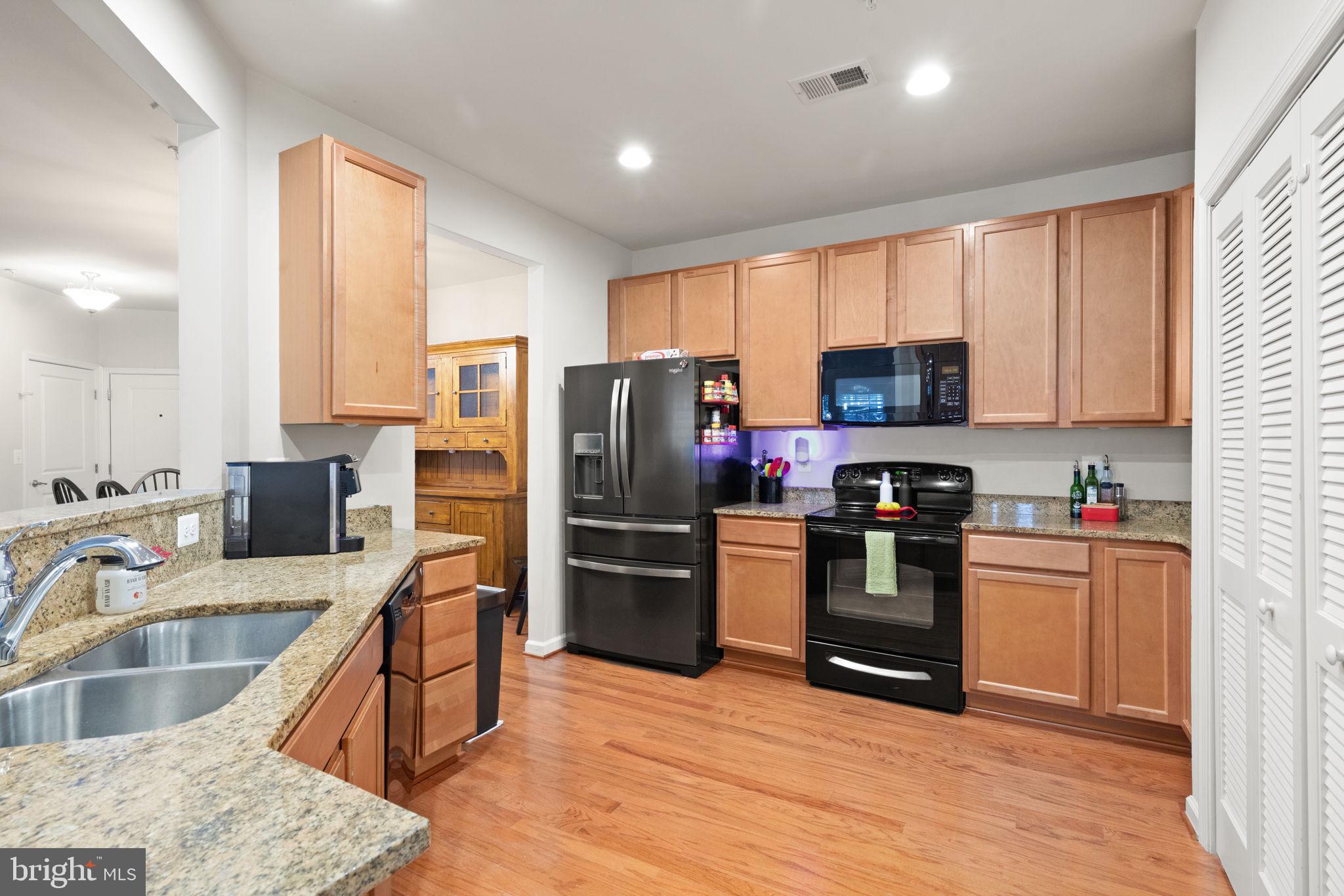 MONMOUTH MEADOWS - Residential