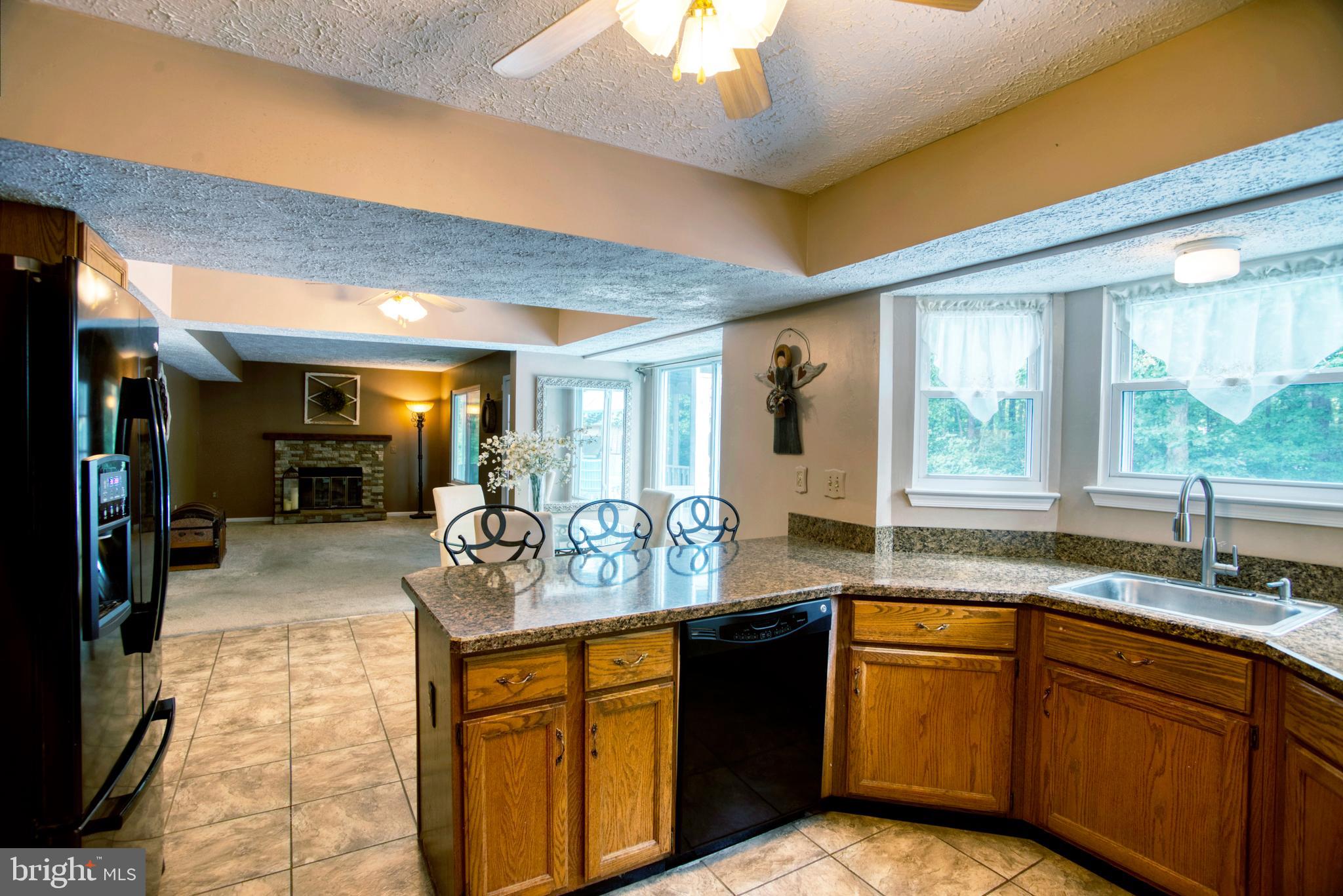 WHITE OAK VILLAGE - Residential