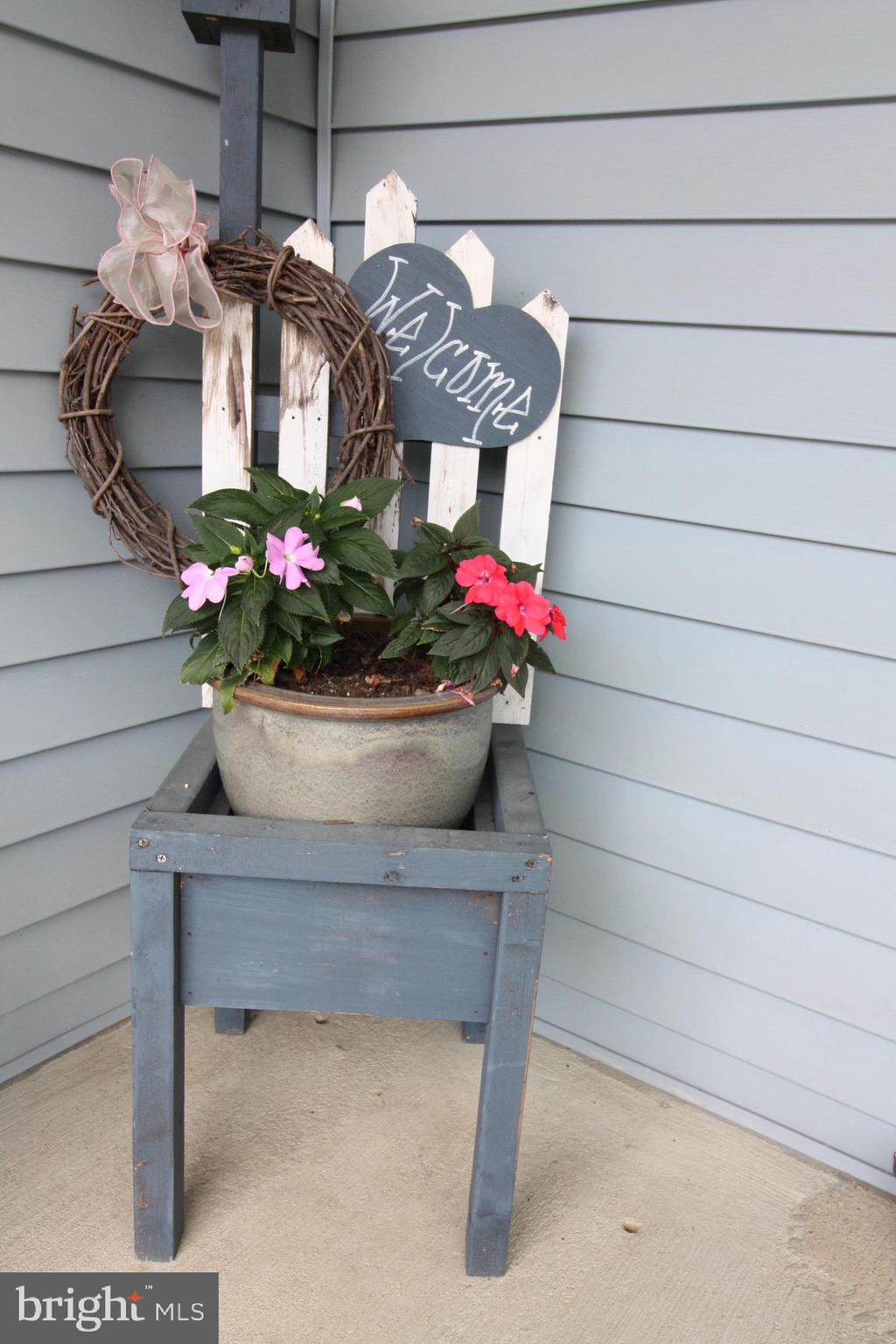 WHITE OAK VILLAGE - Residential