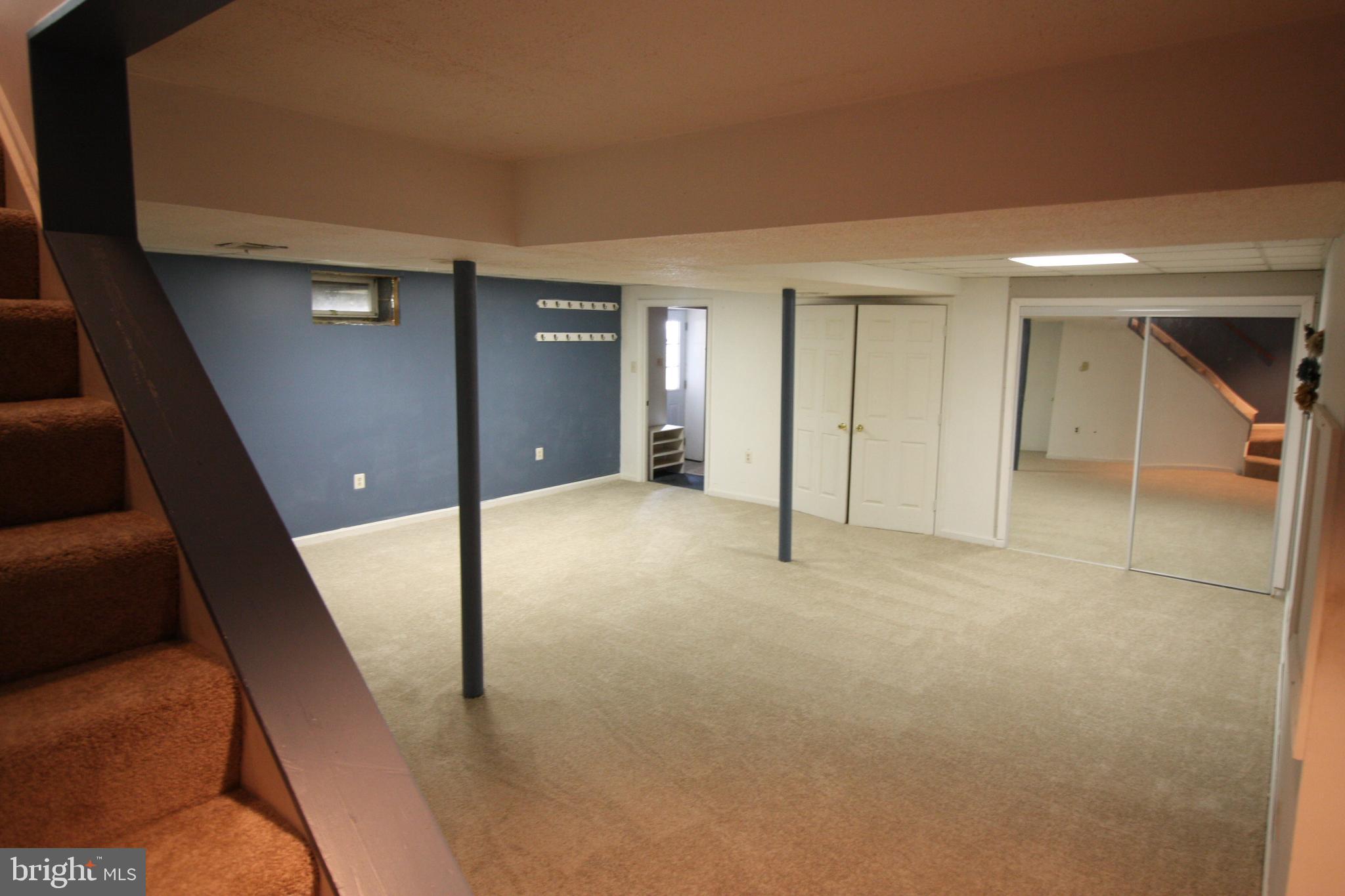 WHITE OAK VILLAGE - Residential