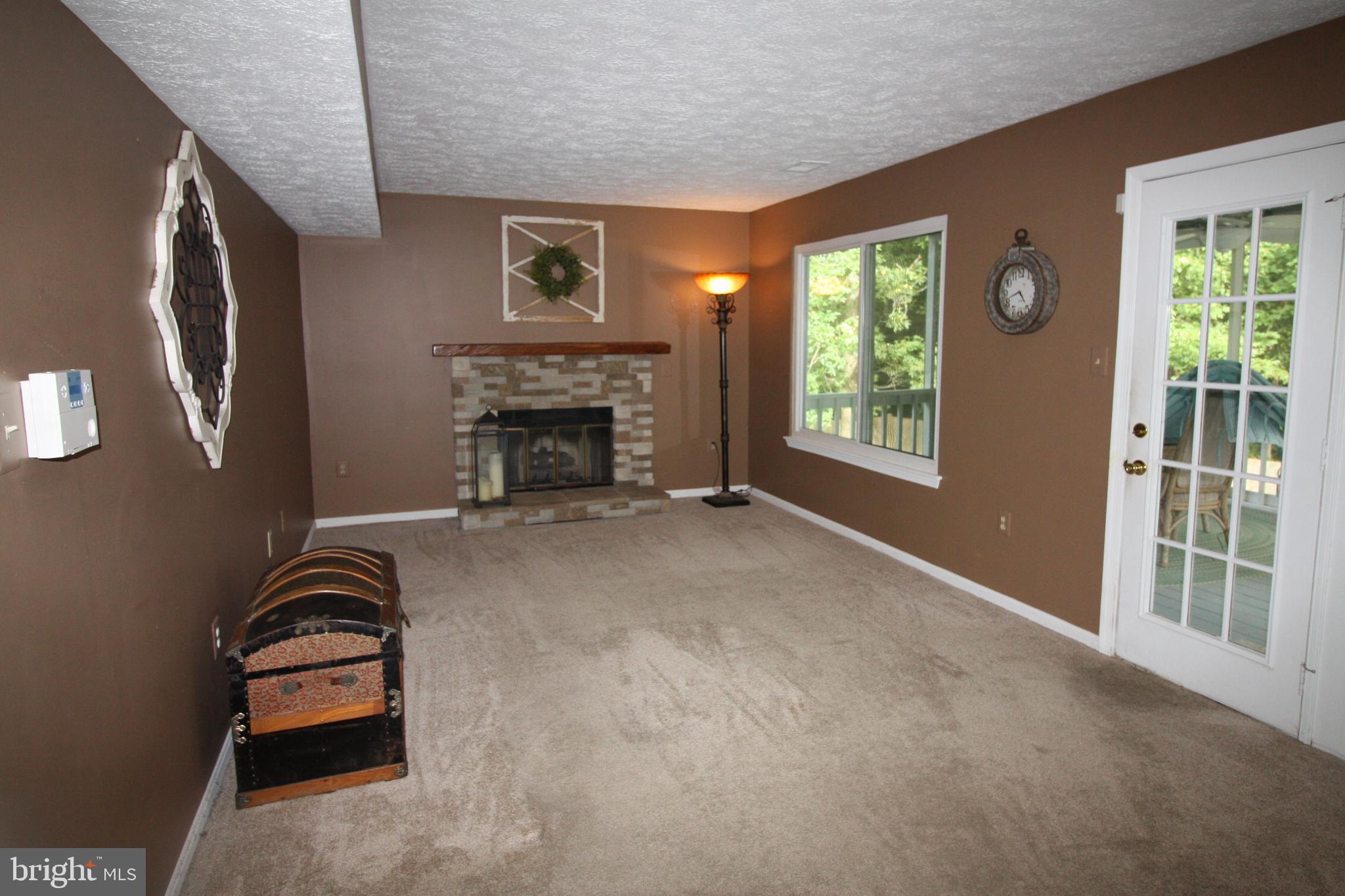 WHITE OAK VILLAGE - Residential