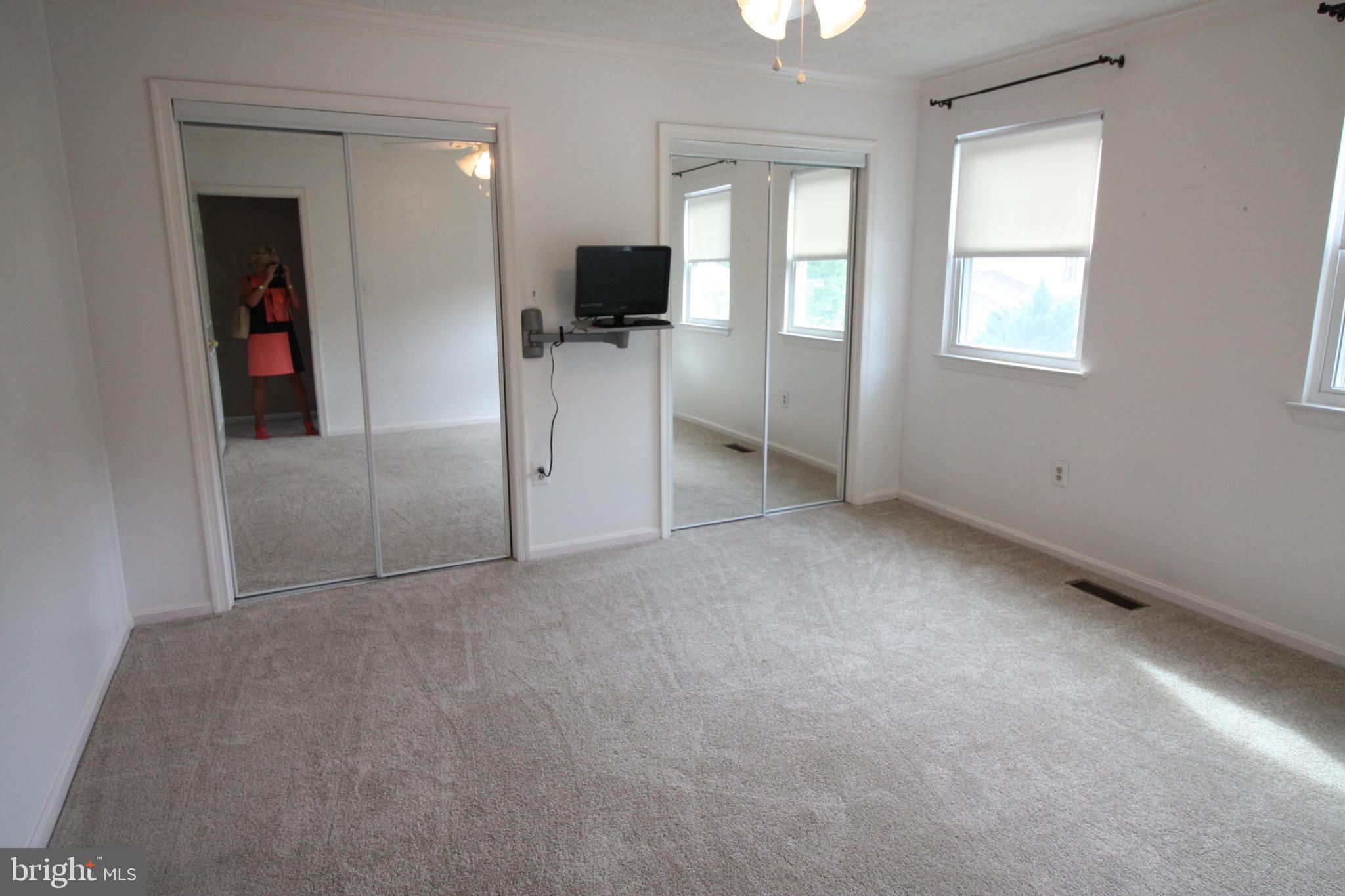 WHITE OAK VILLAGE - Residential