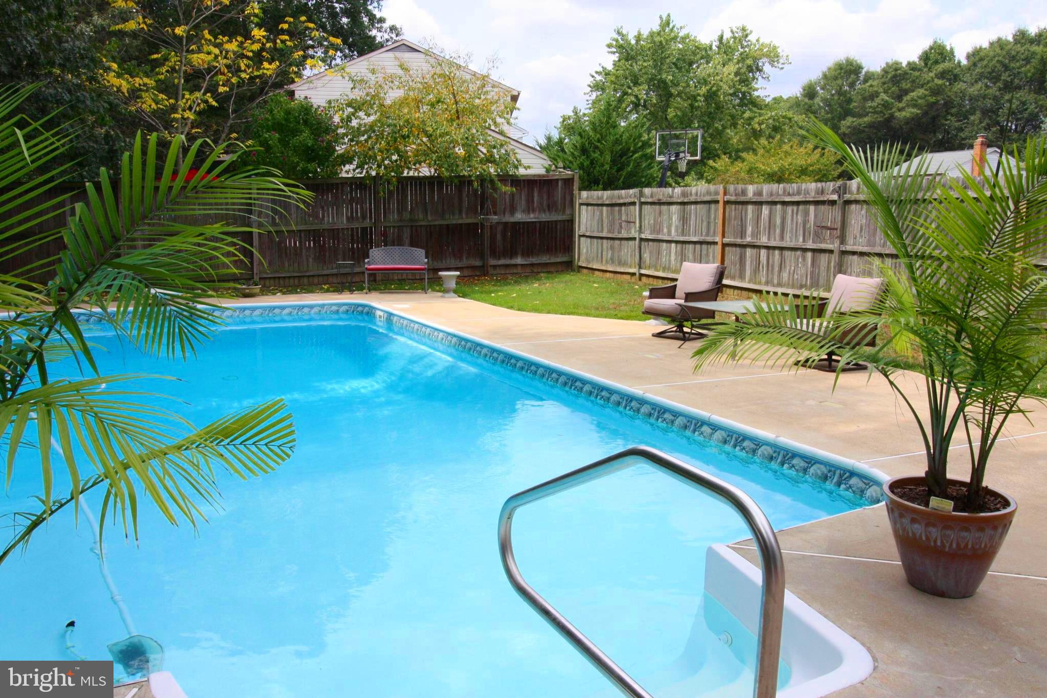 WHITE OAK VILLAGE - Residential