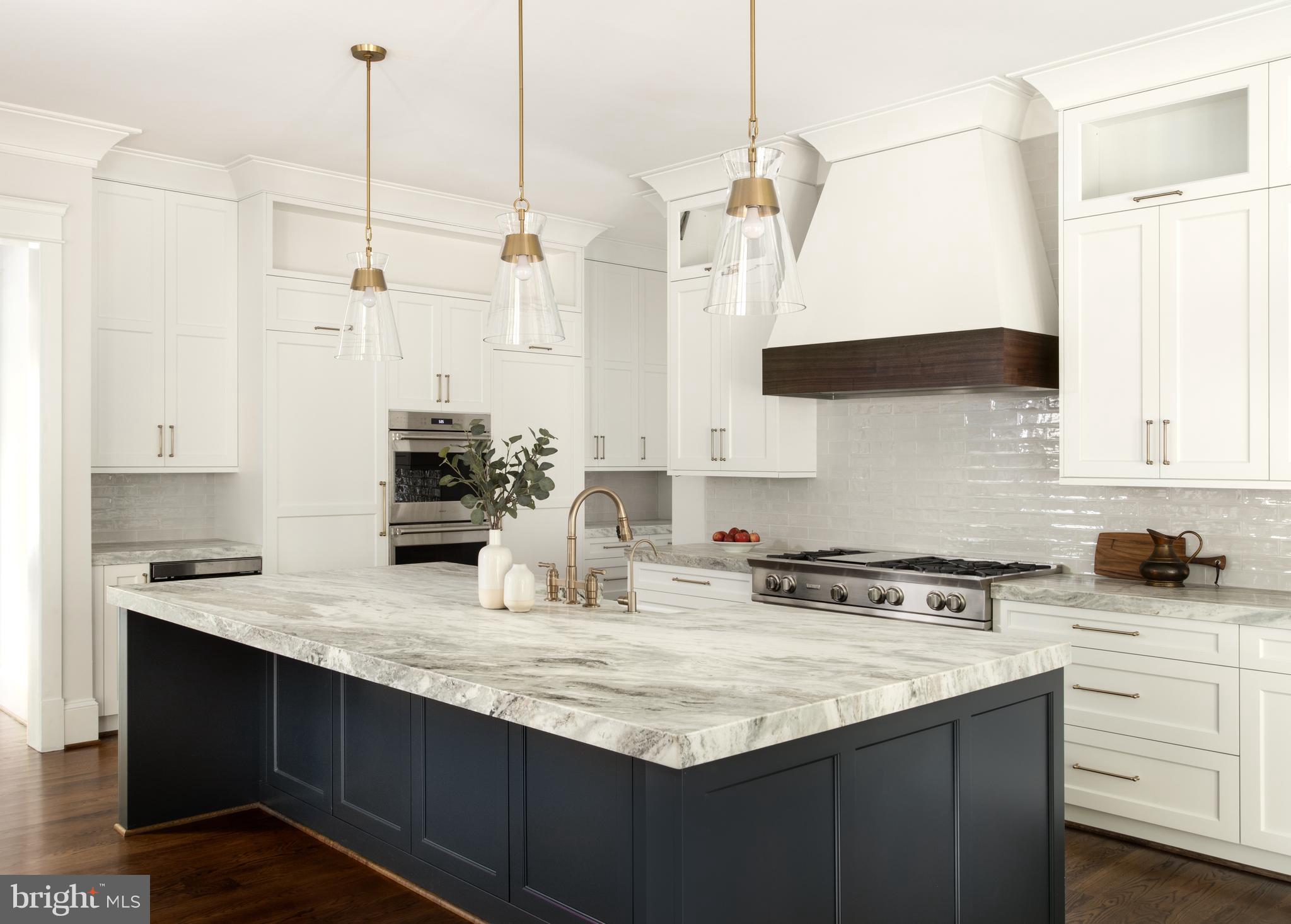 WOODHAVEN - Residential