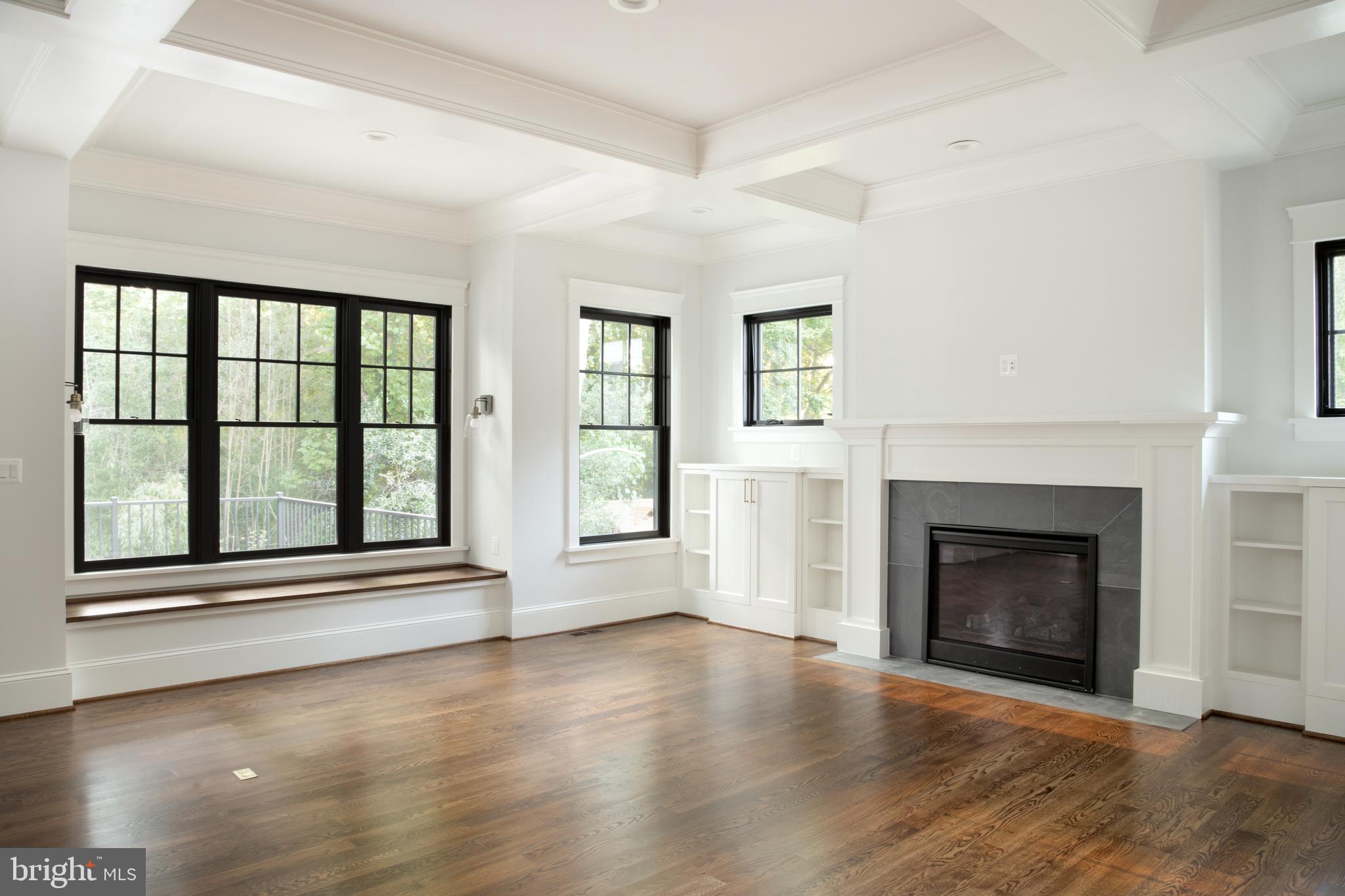 WOODHAVEN - Residential