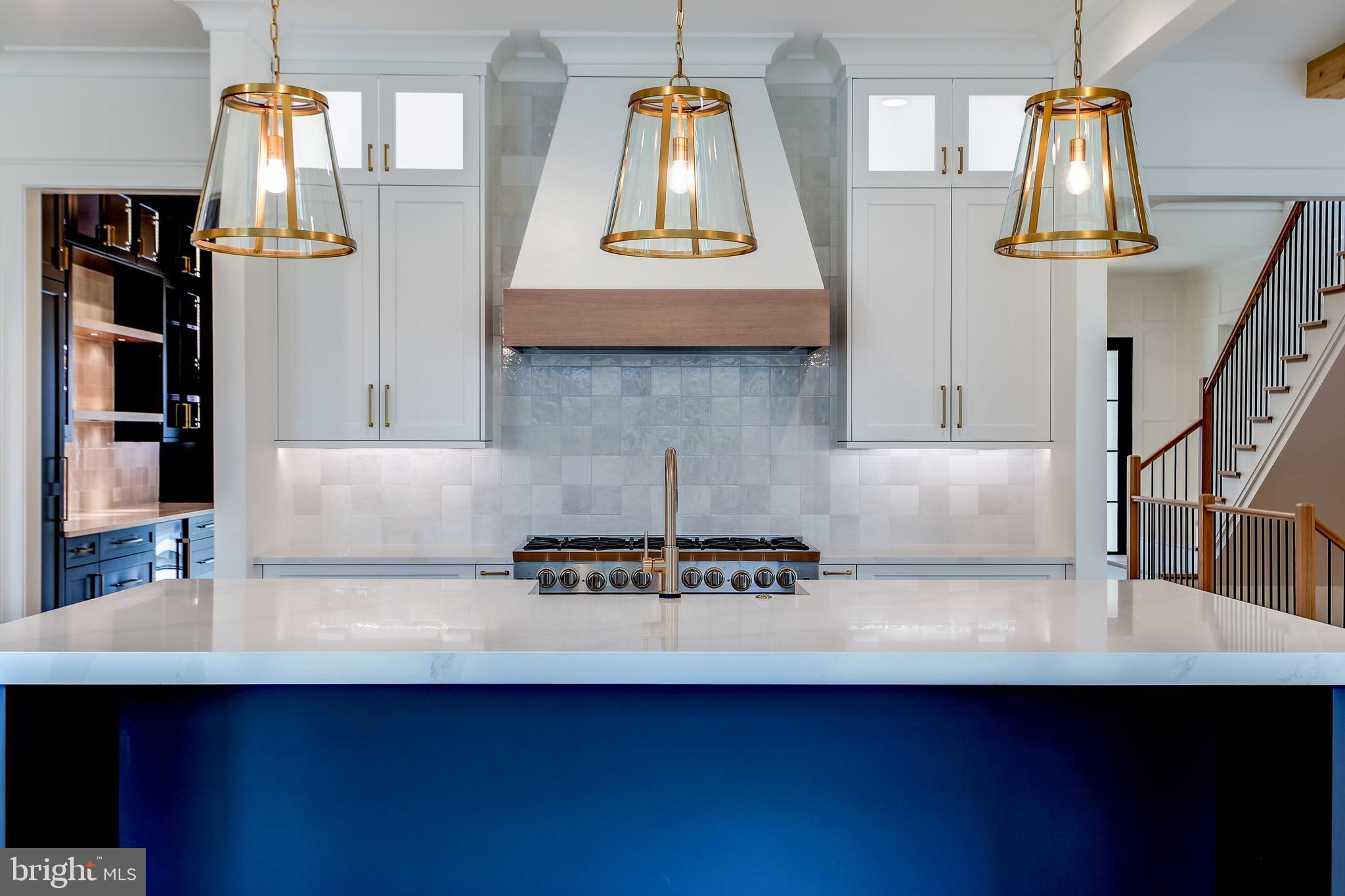 WOODHAVEN - Residential