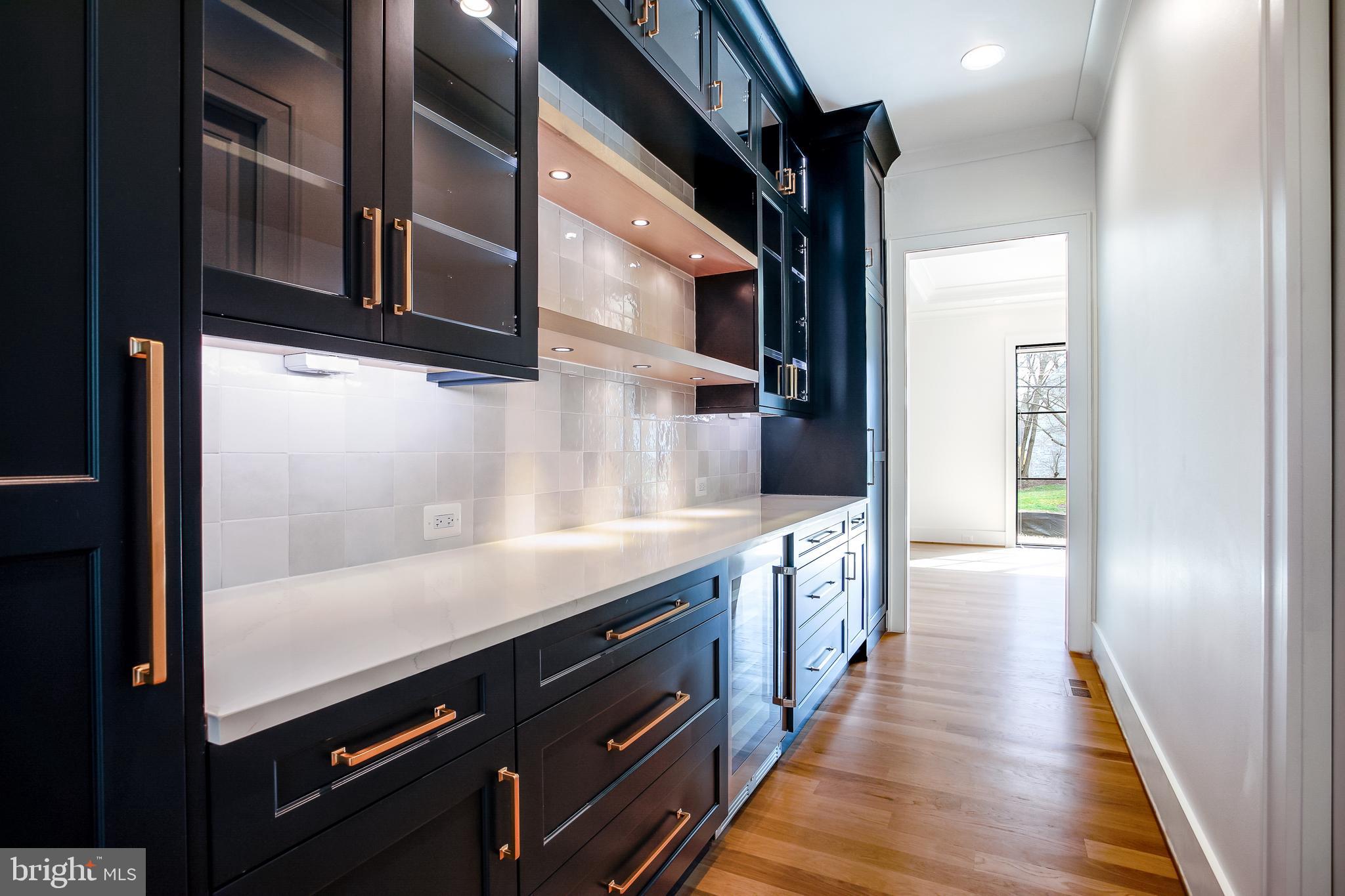 WOODHAVEN - Residential