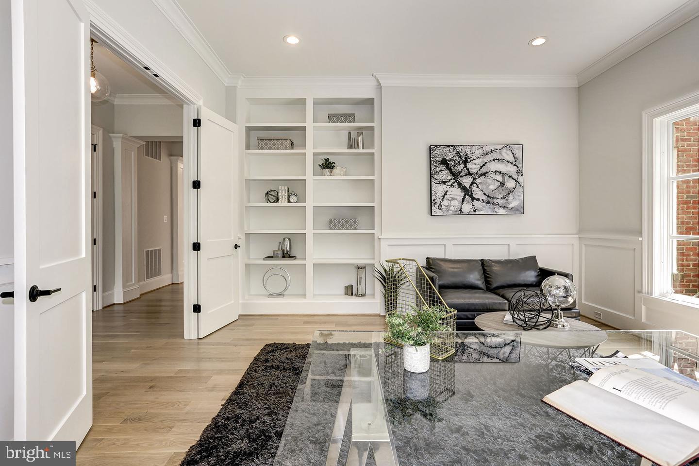 WOODHAVEN - Residential