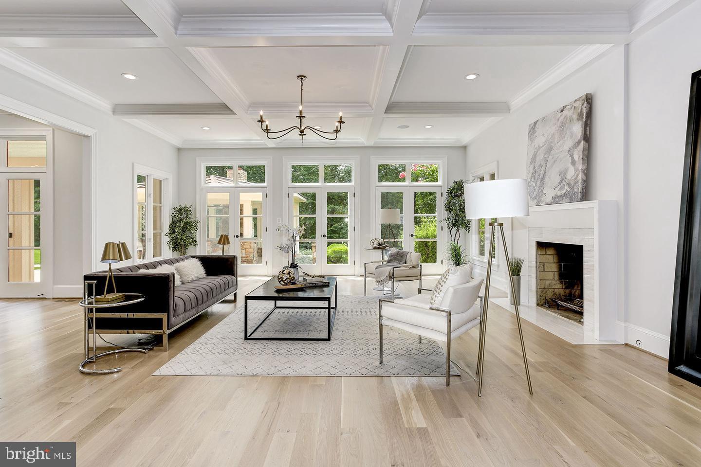 WOODHAVEN - Residential