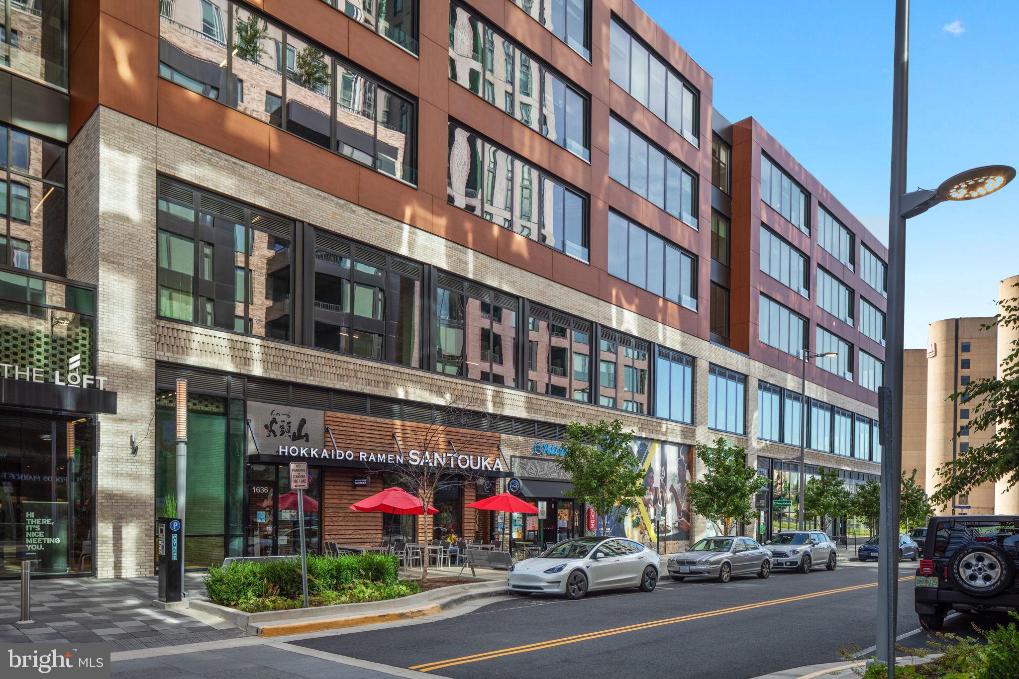 THE VERSE CONDO - Residential