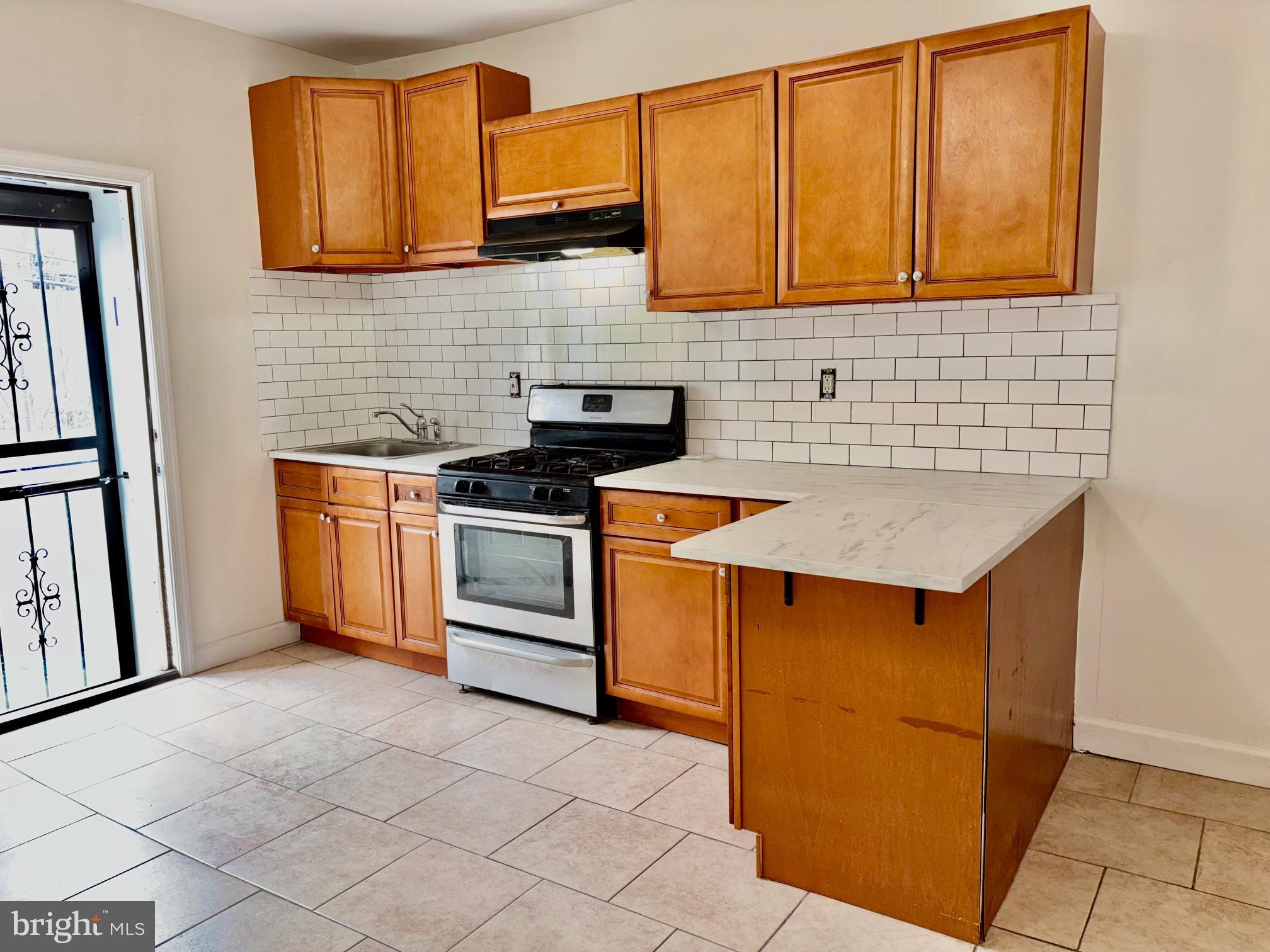 COBBS CREEK - Residential Lease