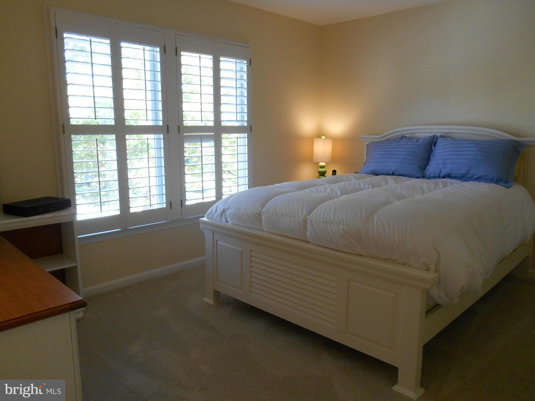 PEBBLE CREEK - Residential