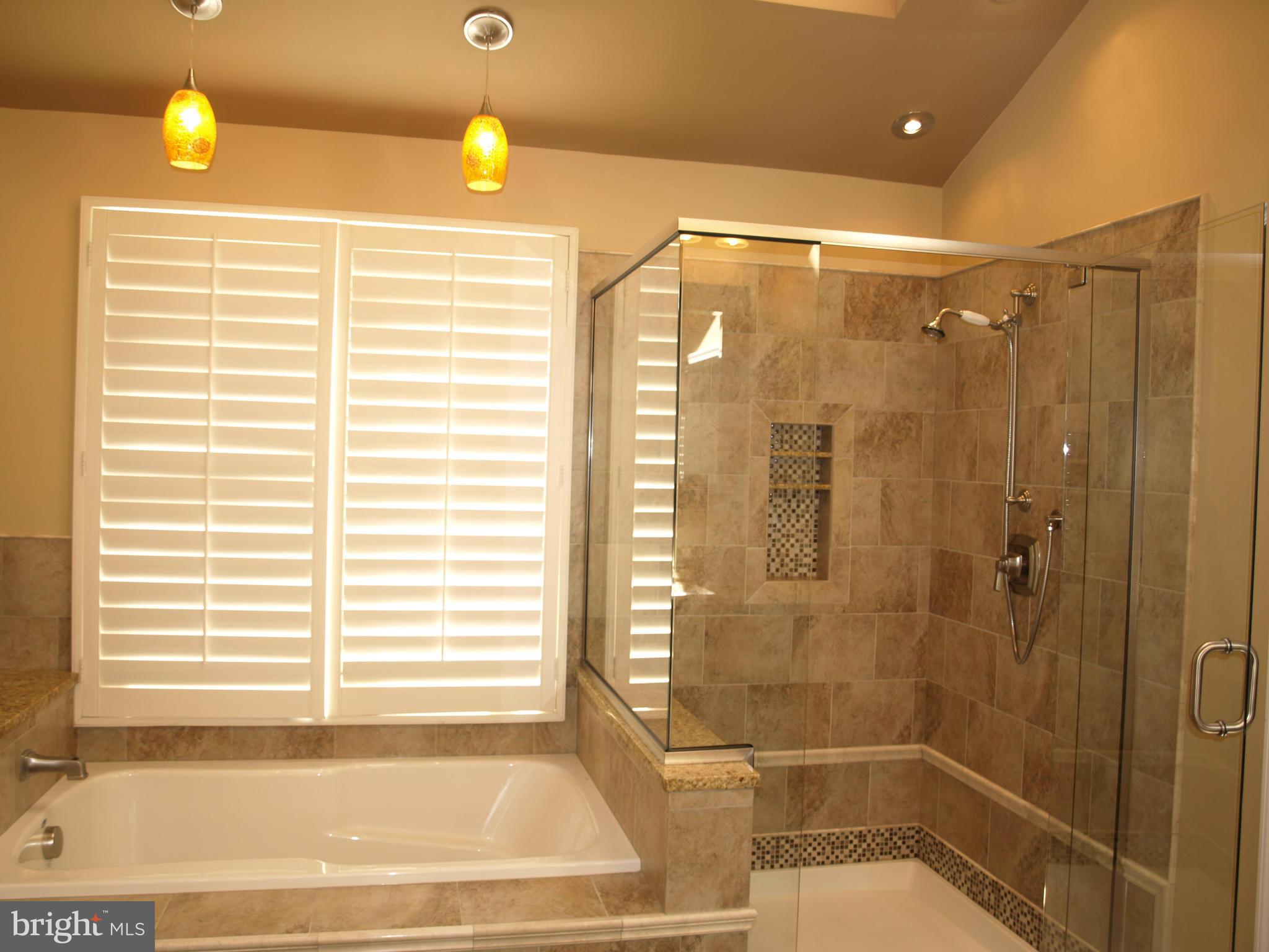 PEBBLE CREEK - Residential