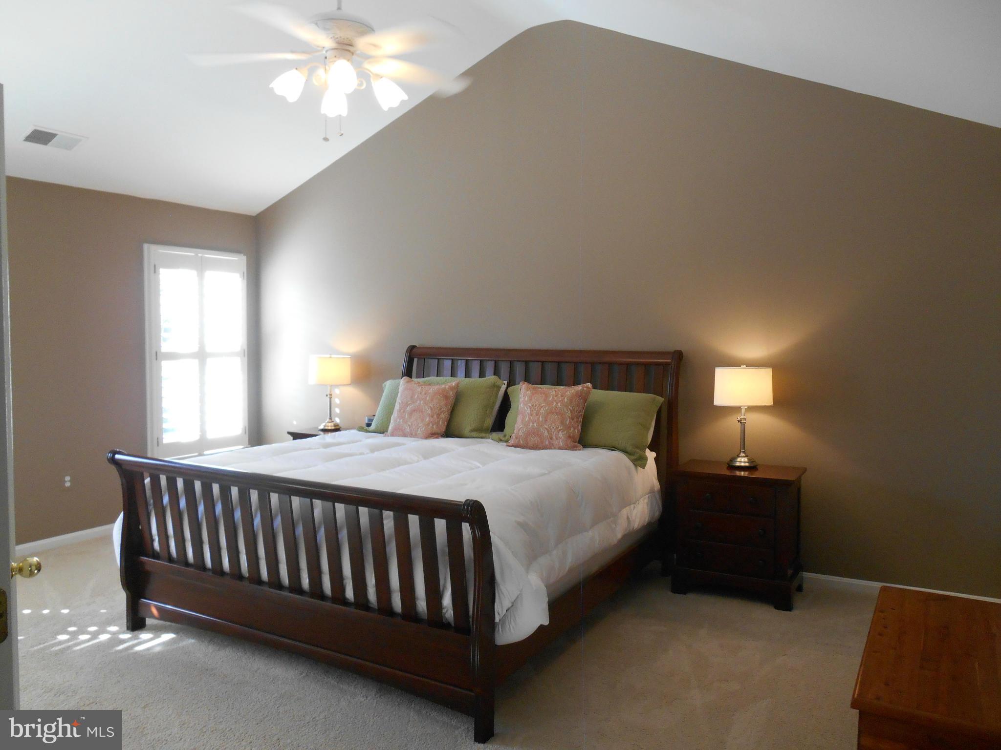 PEBBLE CREEK - Residential