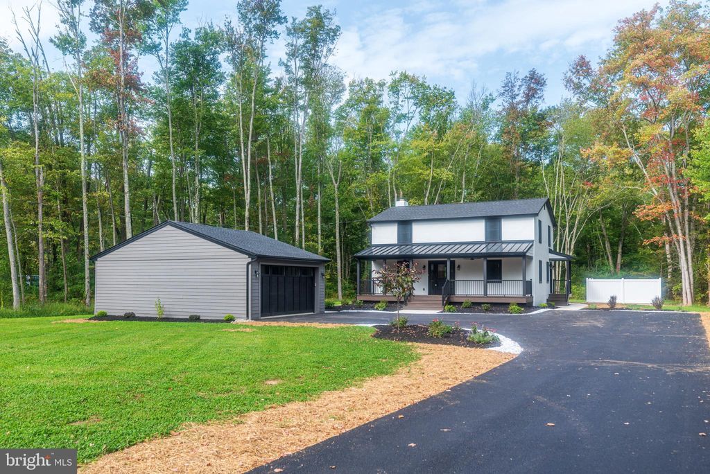 Photo of 933 Forrest Road, SELLERSVILLE, PA 18960 (MLS # PABU2106174)
