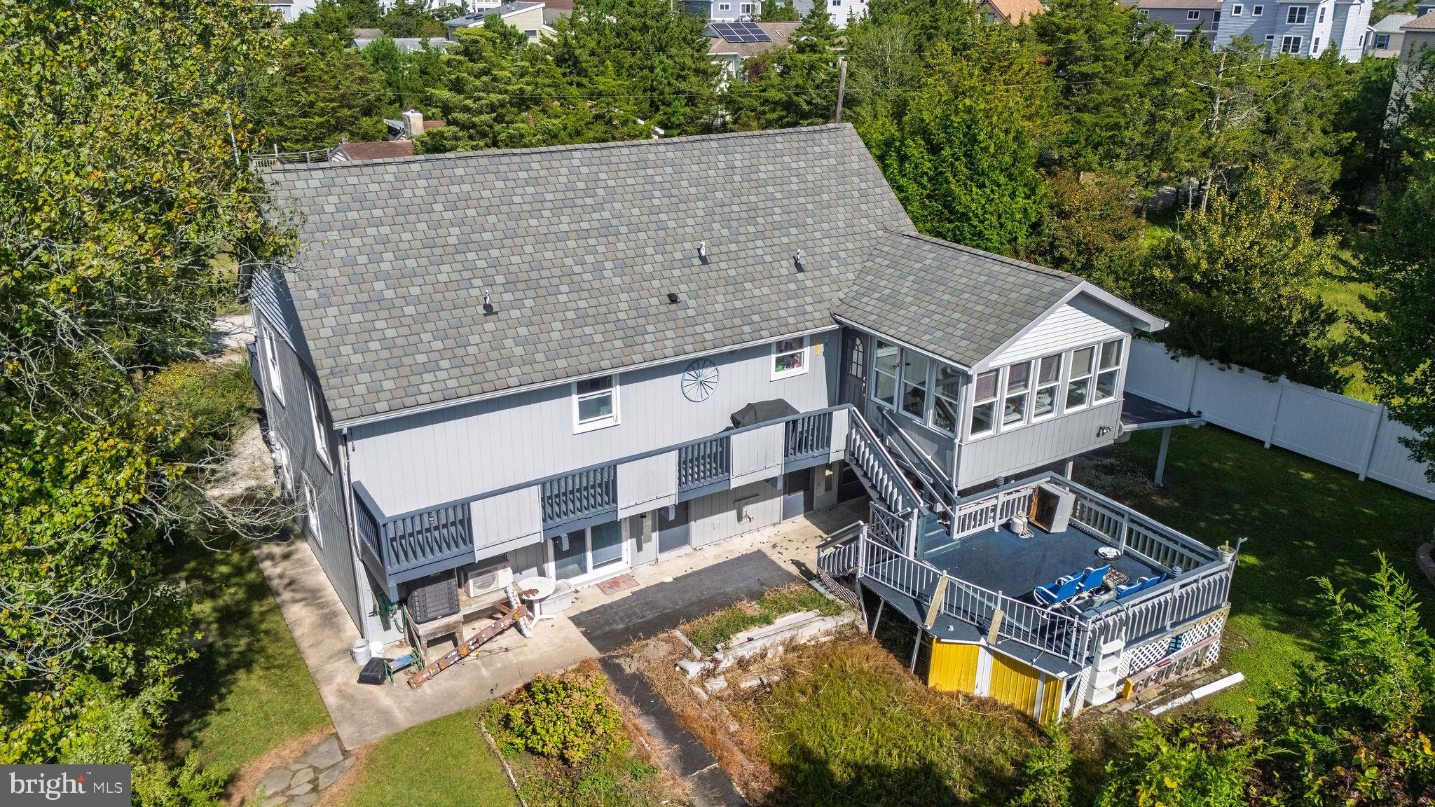 105 LOUISIANA AVENUE