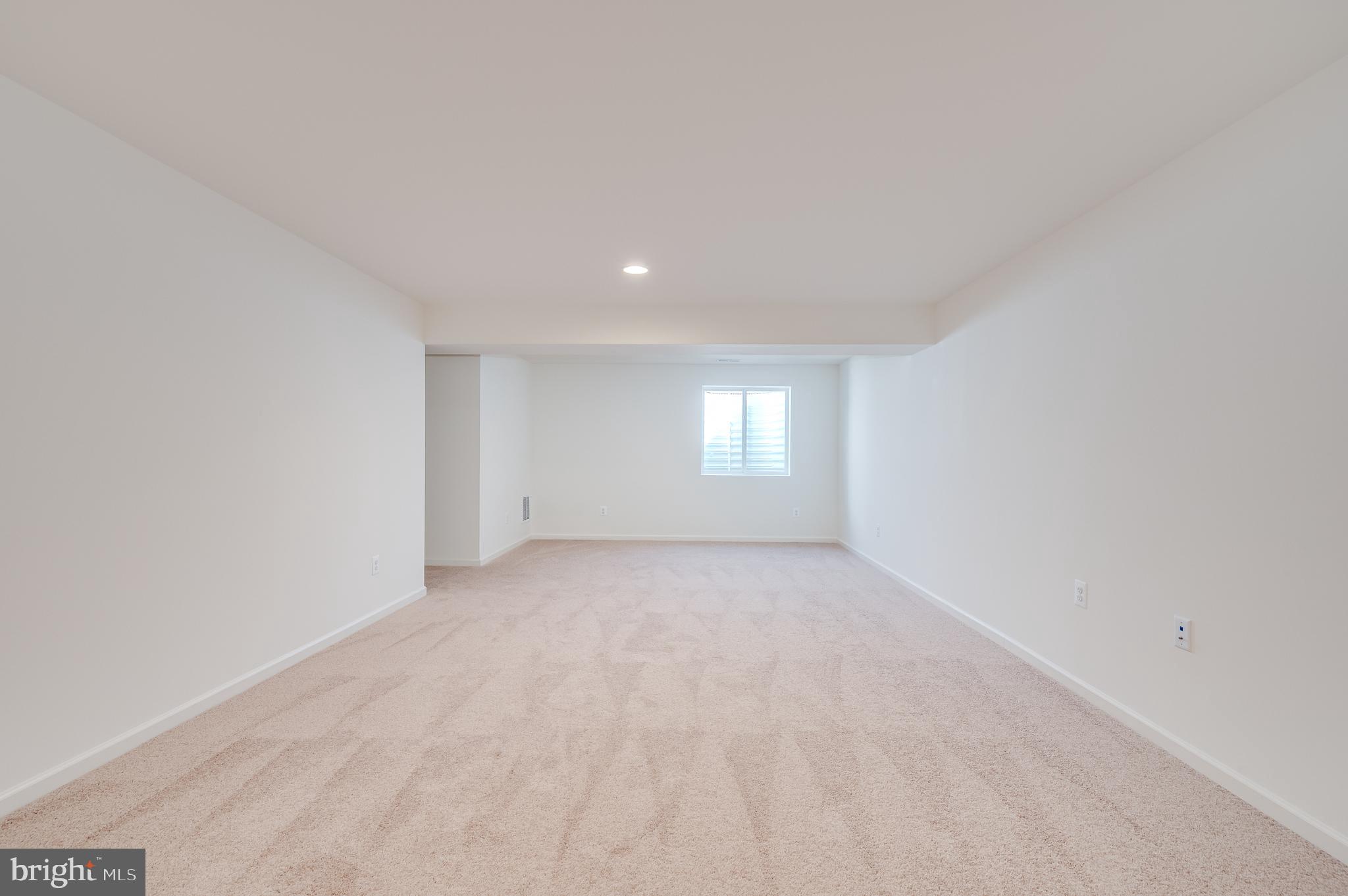 OVERLOOK AT RIVERSIDE - Residential Lease