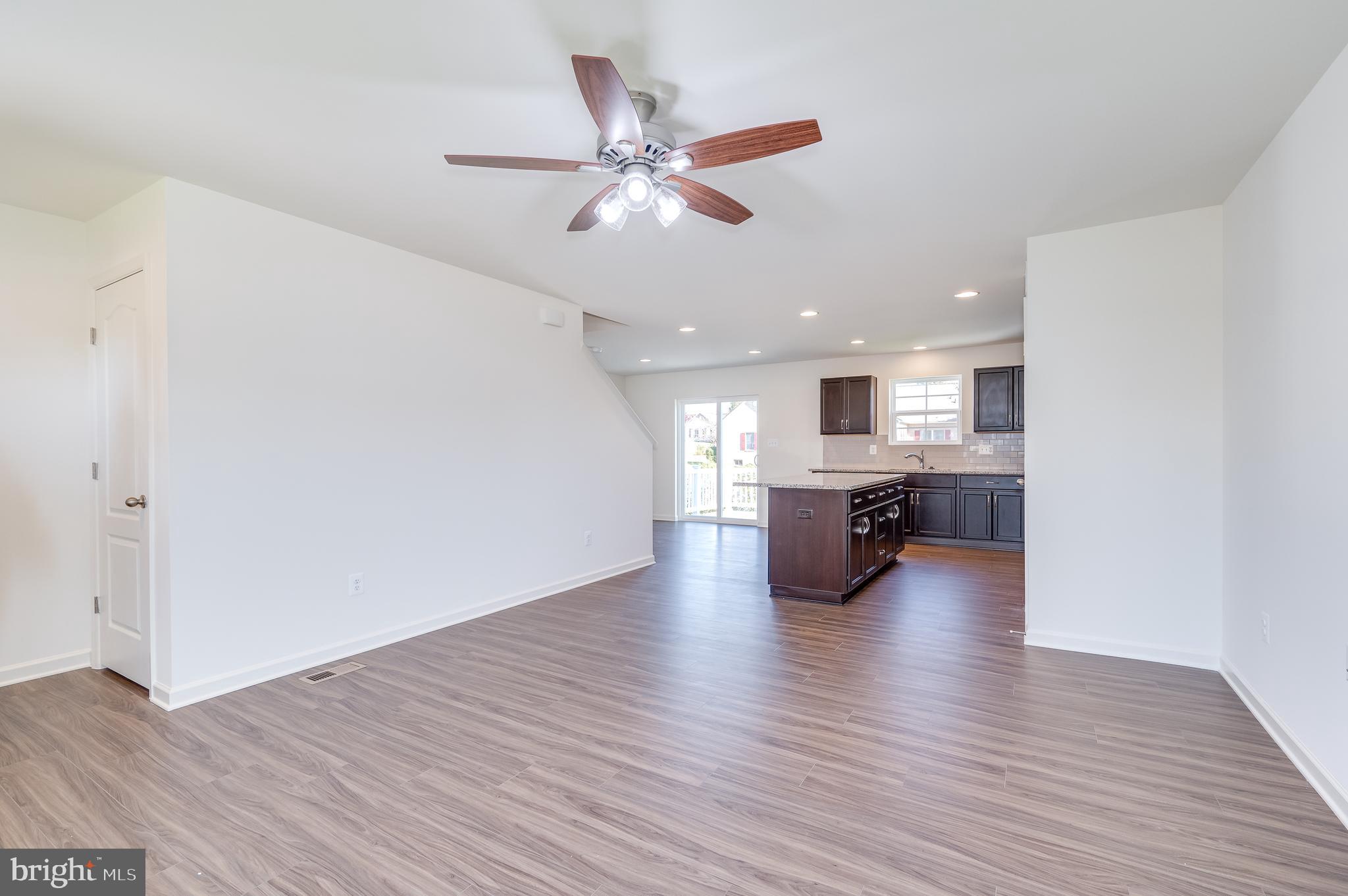 OVERLOOK AT RIVERSIDE - Residential Lease