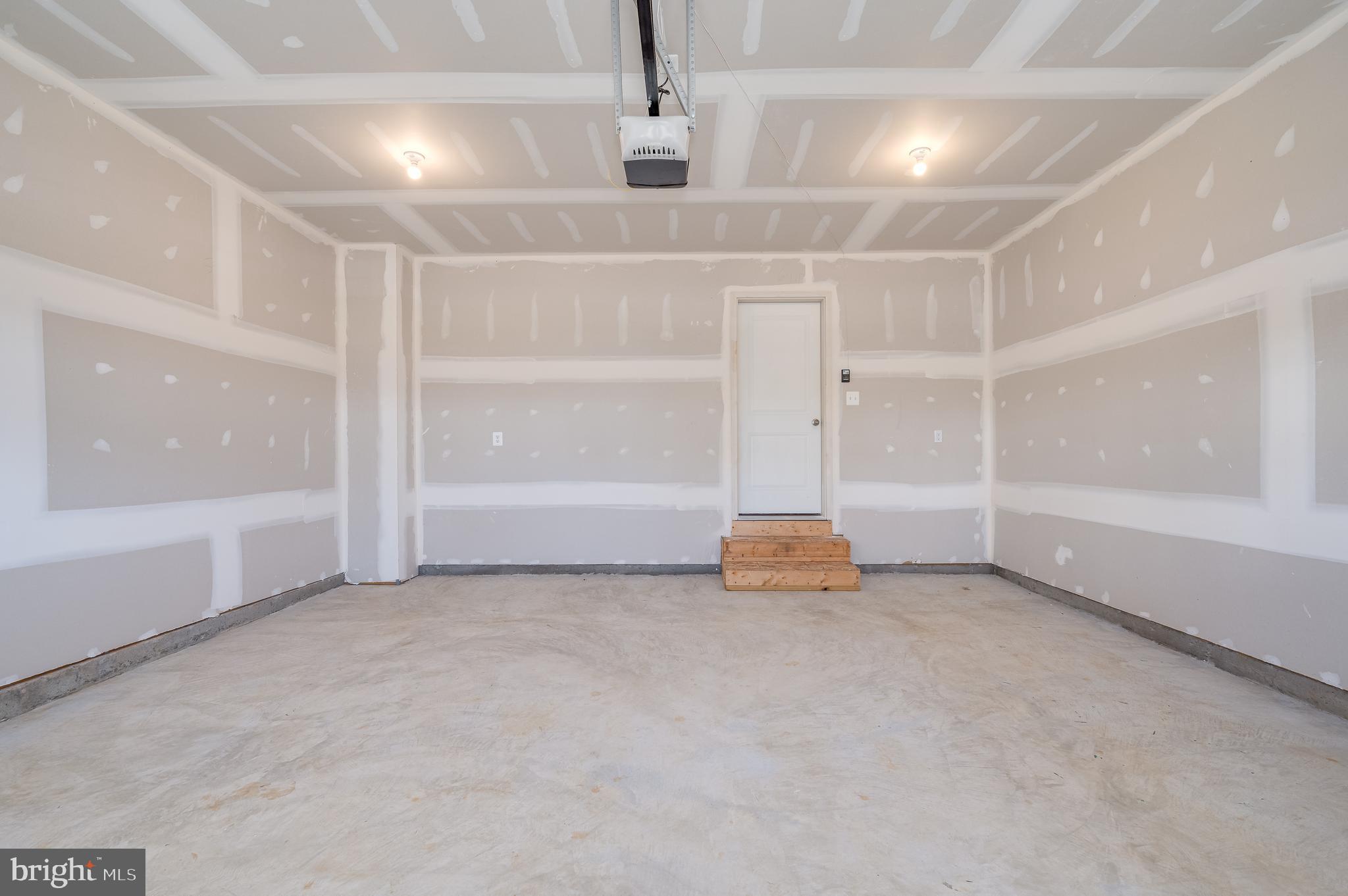 OVERLOOK AT RIVERSIDE - Residential Lease