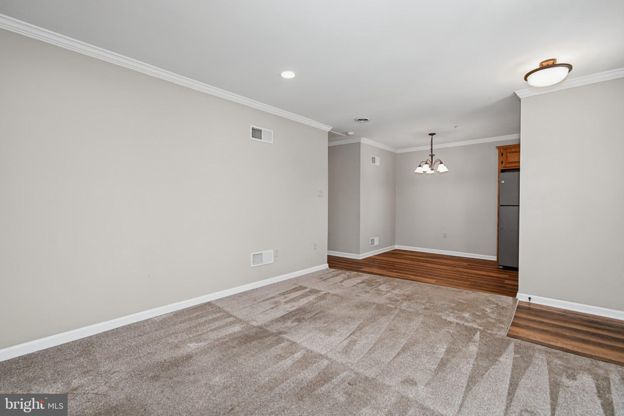 2461 E HIGH STREET HI