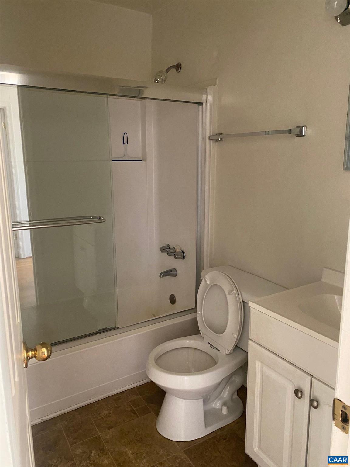 EASTHAM - Residential Lease