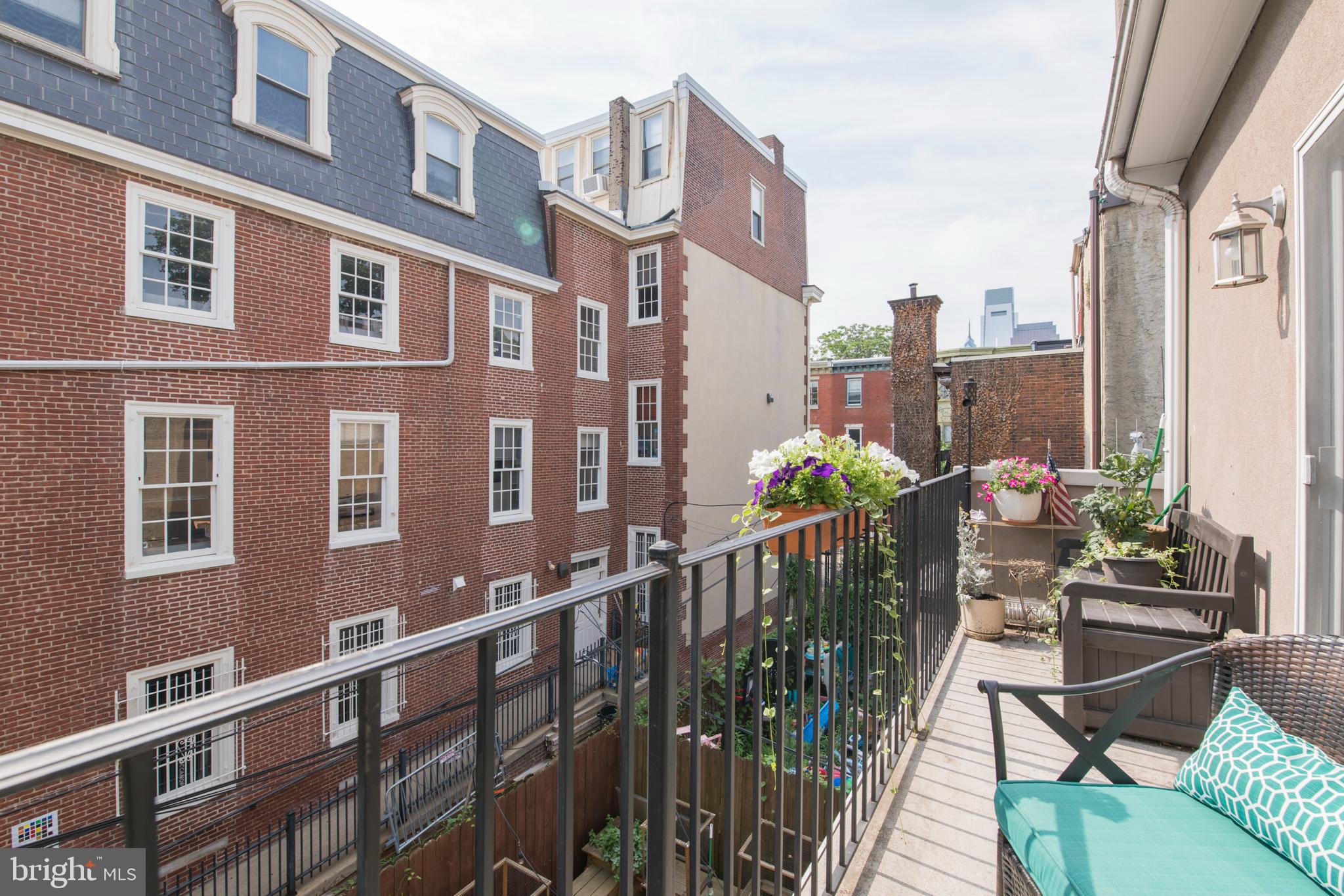 ART MUSEUM AREA - Residential