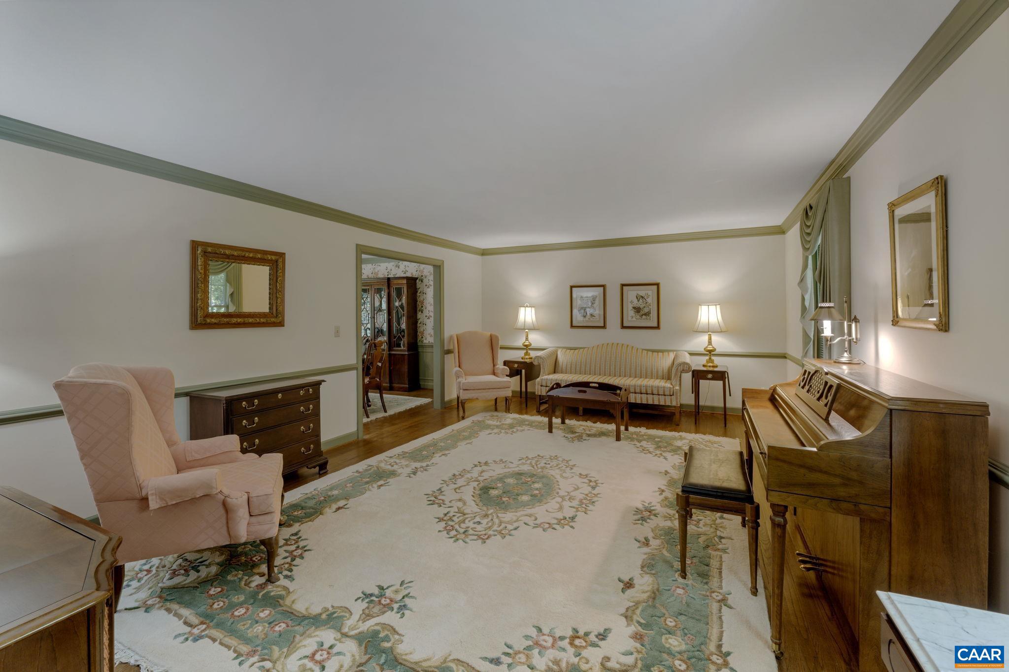 EDNAM FOREST - Residential