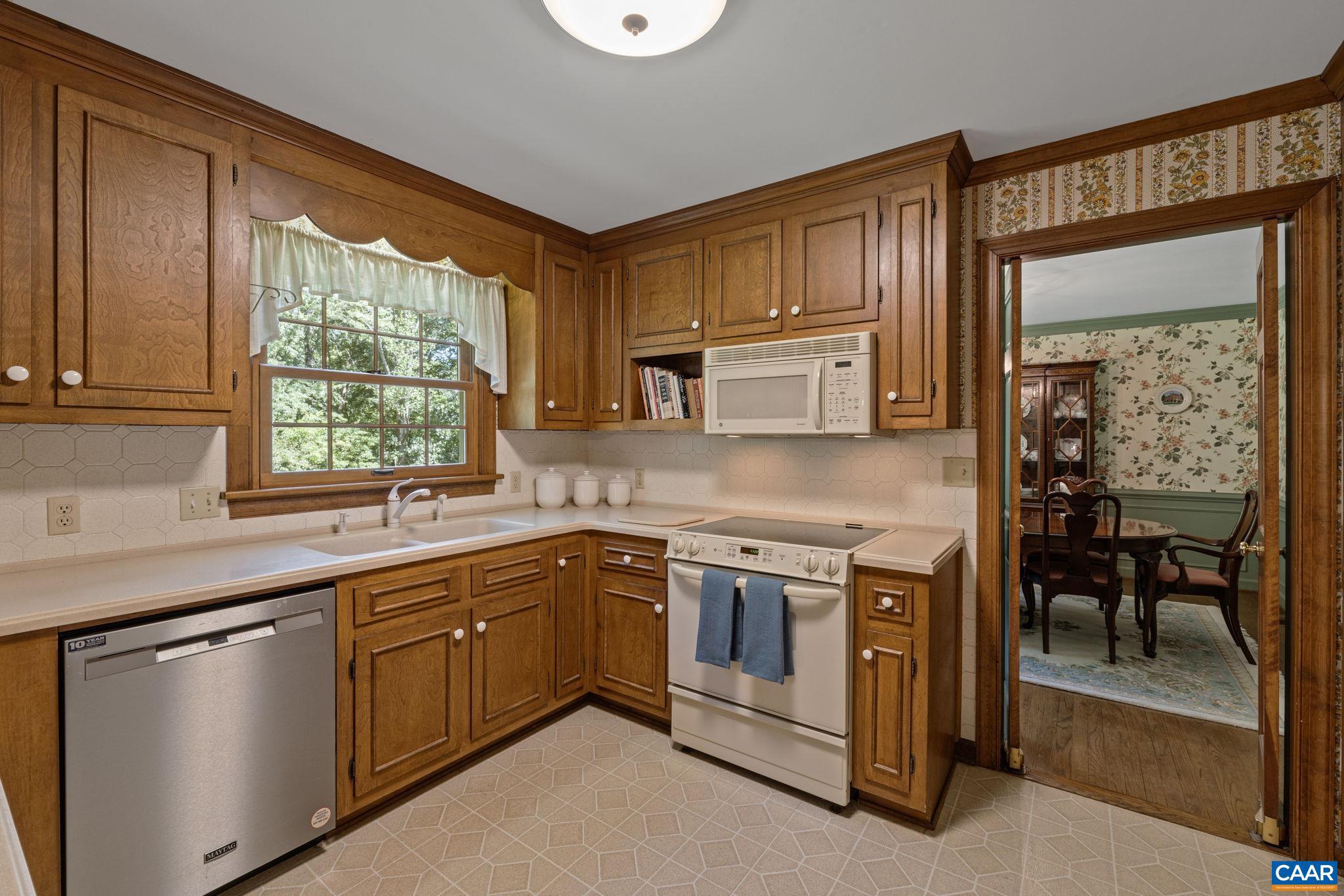 EDNAM FOREST - Residential