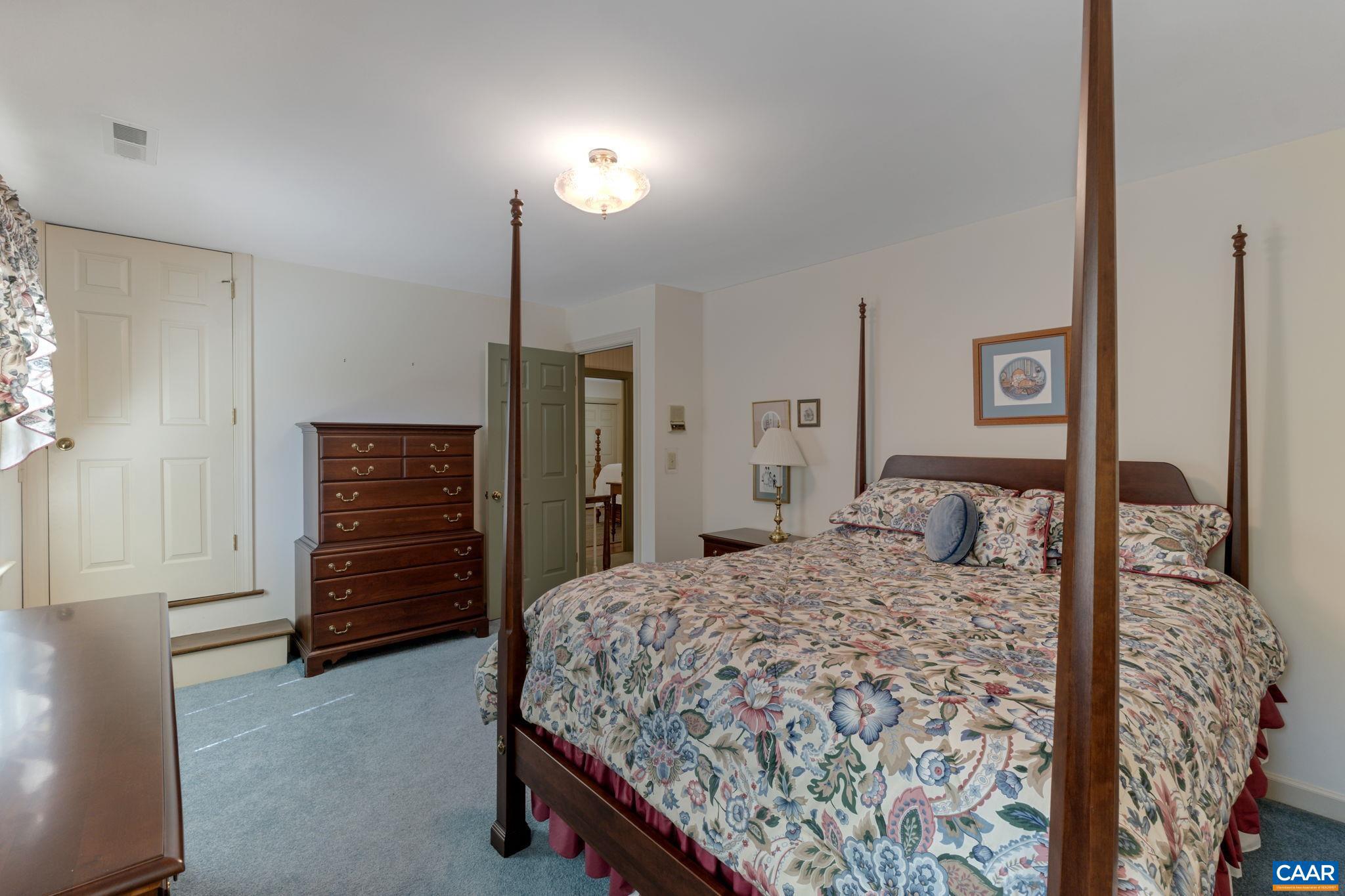 EDNAM FOREST - Residential