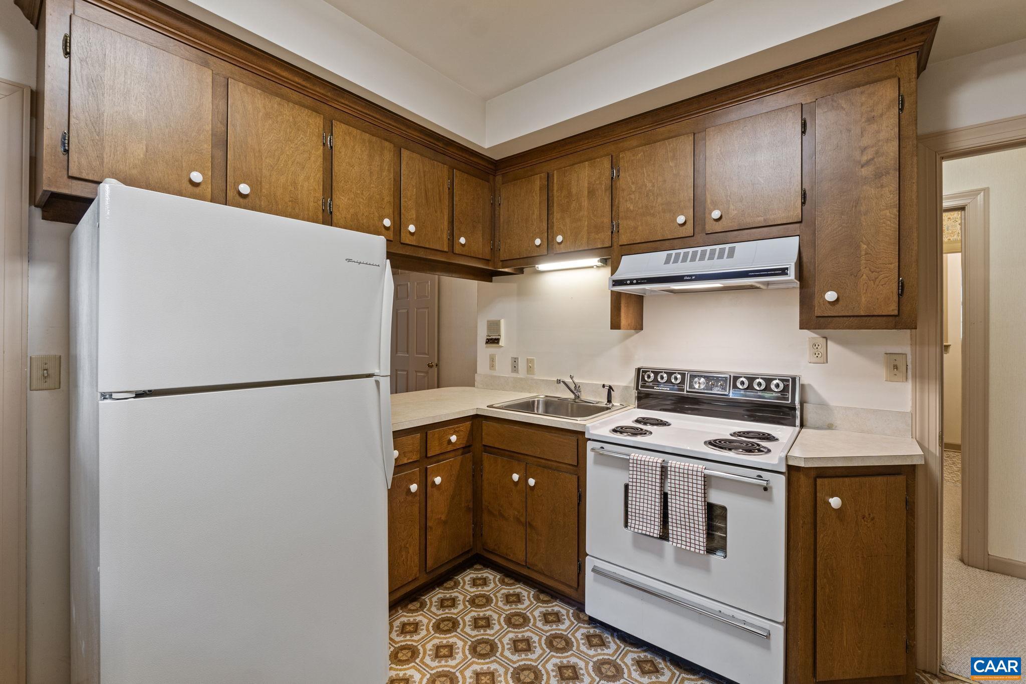 EDNAM FOREST - Residential