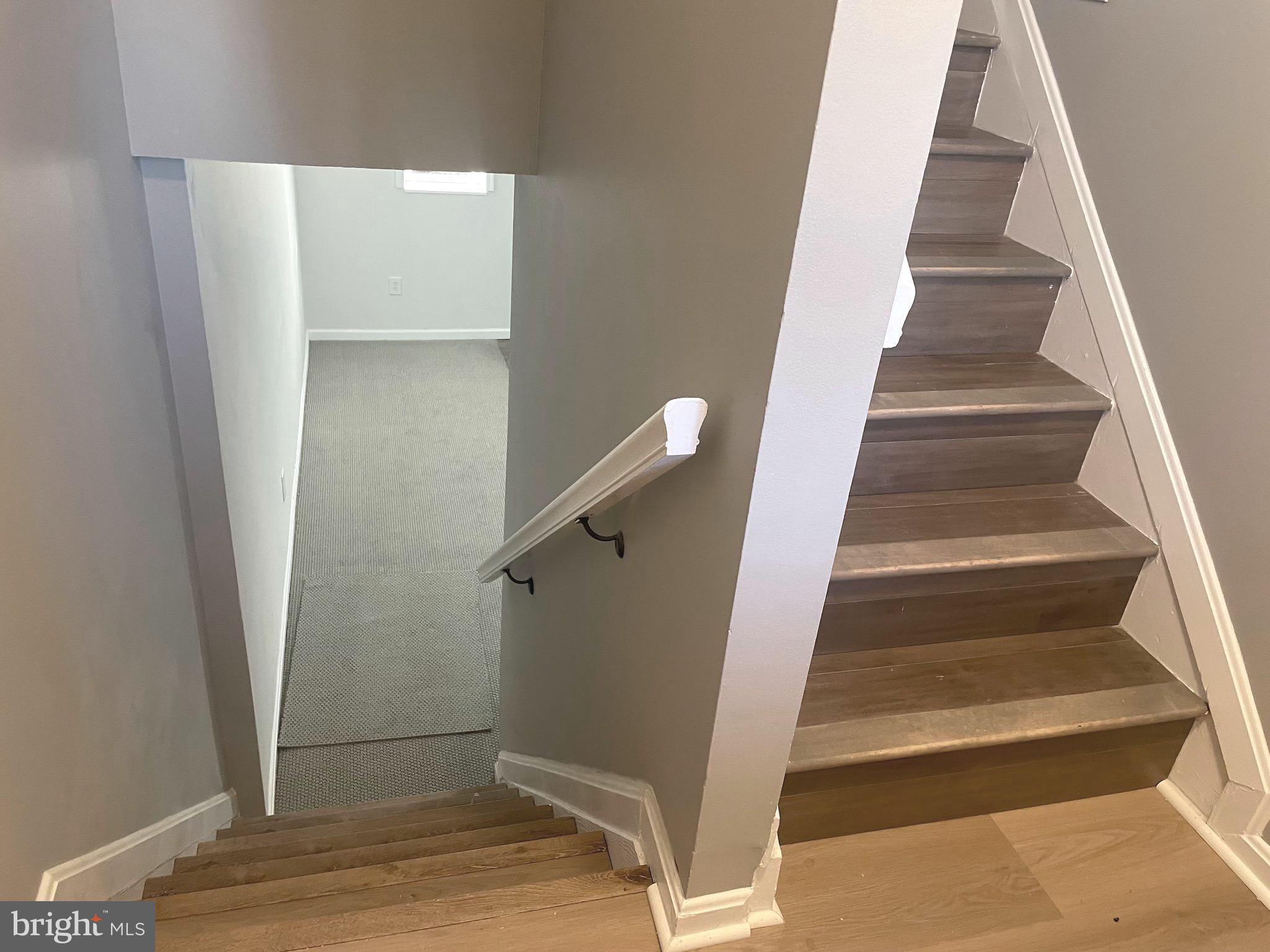 SOUTH HAMPTON - Residential