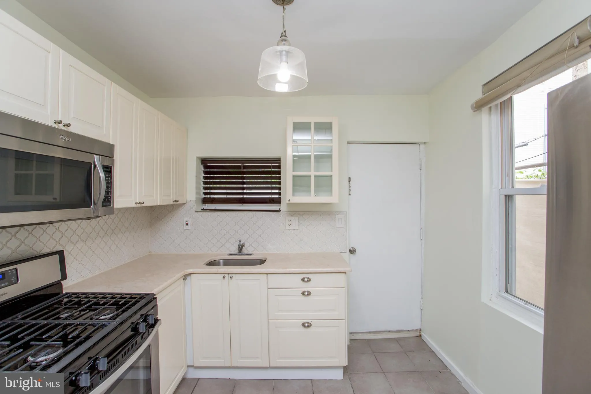 Philadelphia, Pennsylvania 19146, United States, 2 Bedrooms Bedrooms, ,1 BathroomBathrooms,Residential,Active,180831