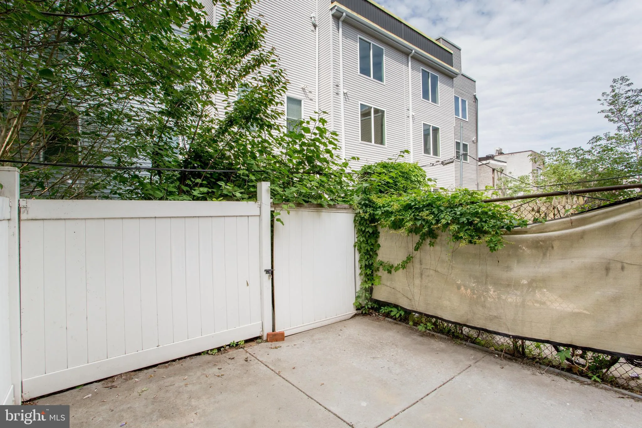 Philadelphia, Pennsylvania 19146, United States, 2 Bedrooms Bedrooms, ,1 BathroomBathrooms,Residential,Active,180831