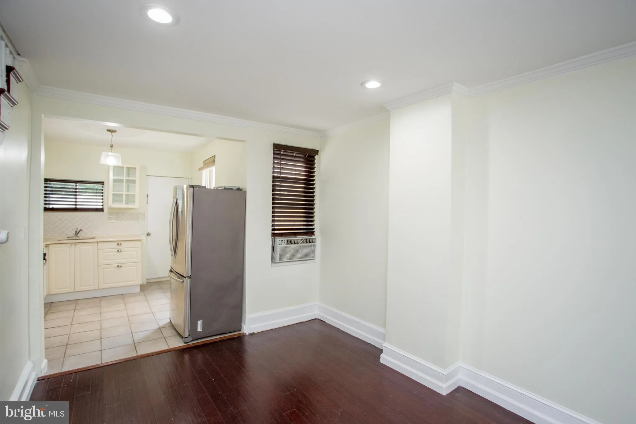 Philadelphia, Pennsylvania 19146, United States, 2 Bedrooms Bedrooms, ,1 BathroomBathrooms,Residential,Active,180831