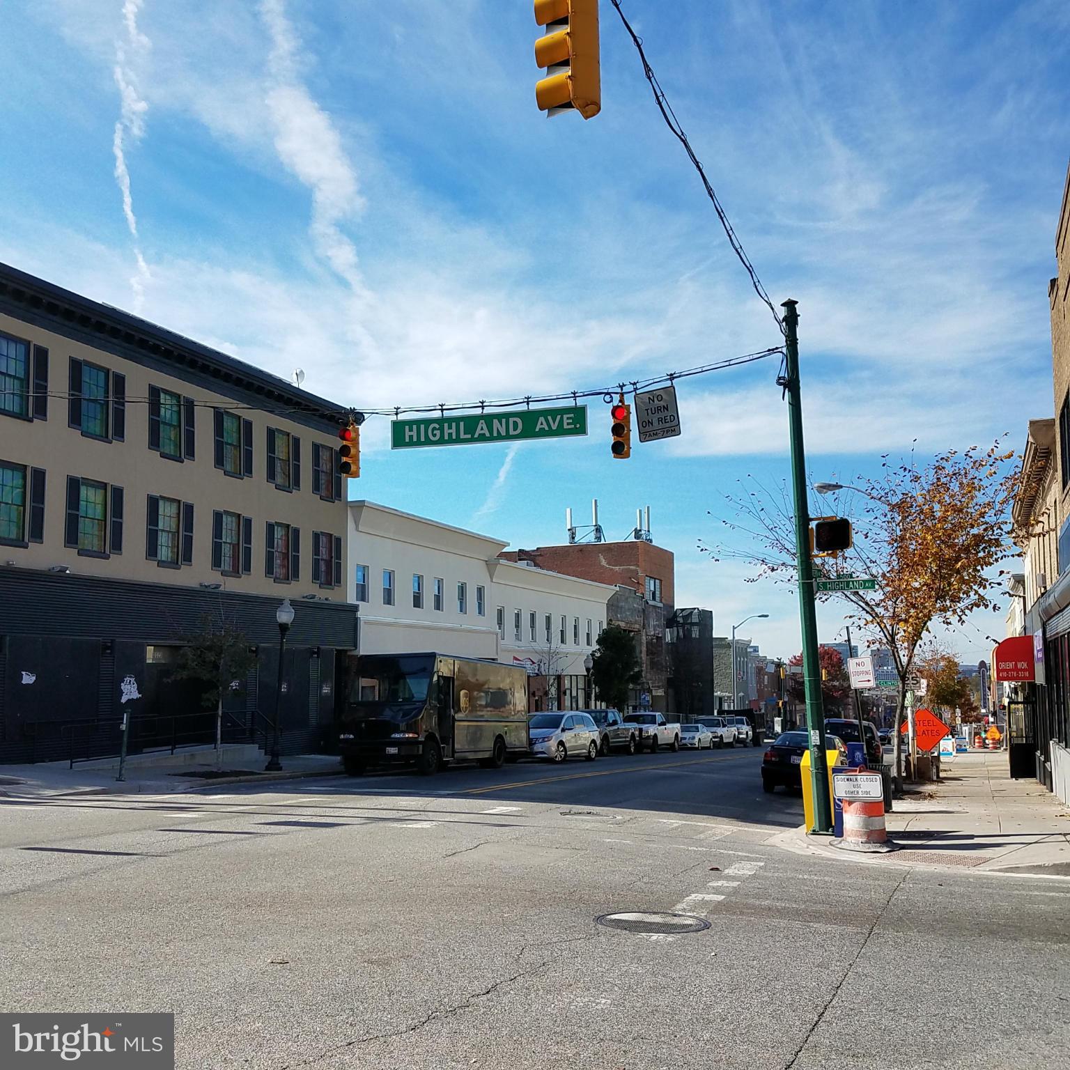 HIGHLANDTOWN - Commercial Sale