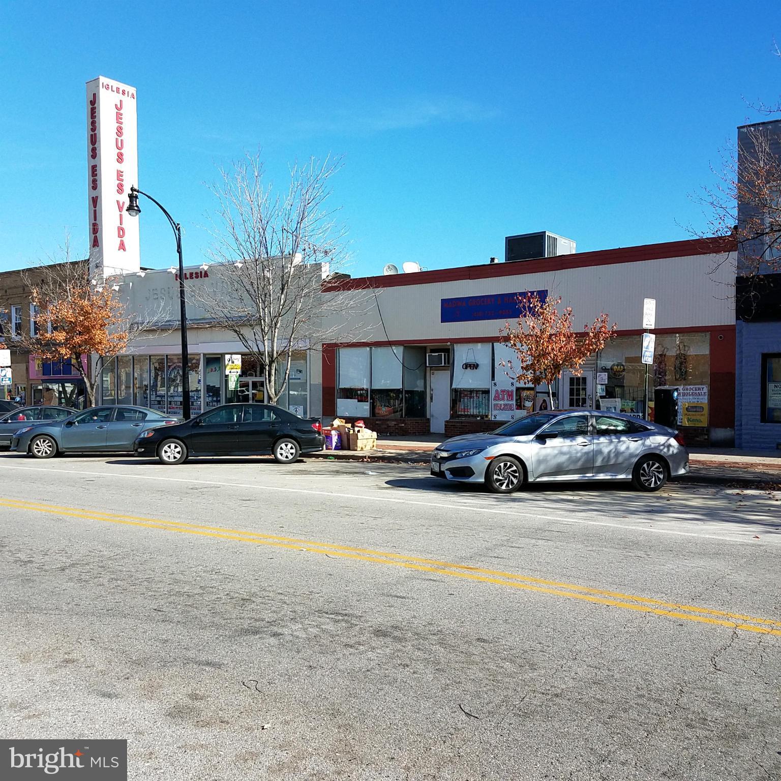 HIGHLANDTOWN - Commercial Sale