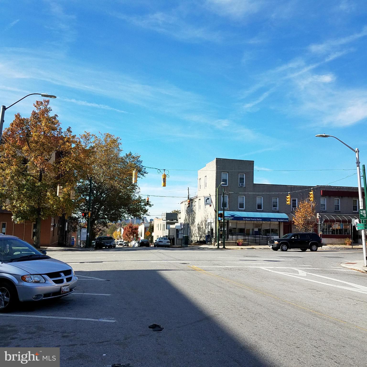 HIGHLANDTOWN - Commercial Sale