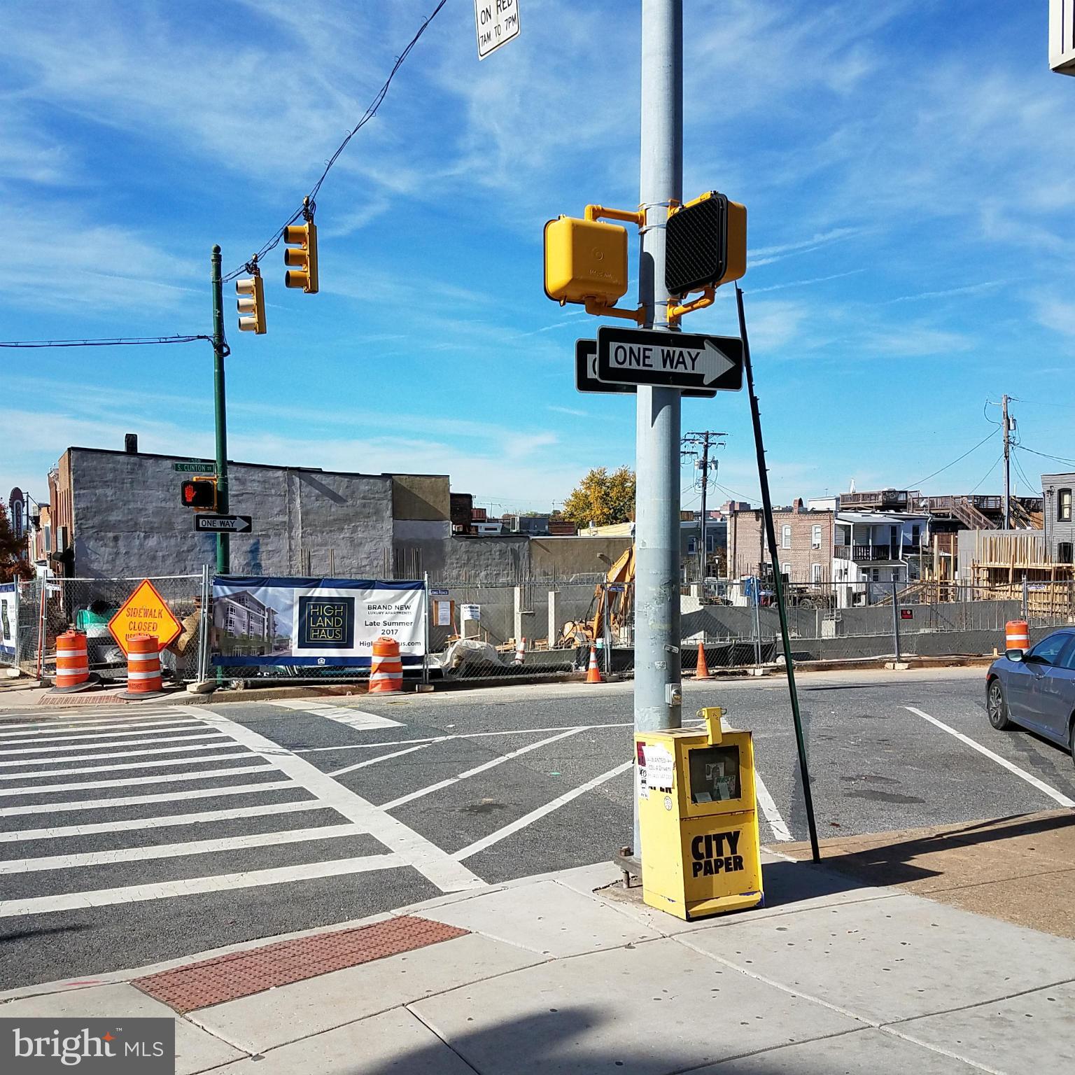HIGHLANDTOWN - Commercial Sale