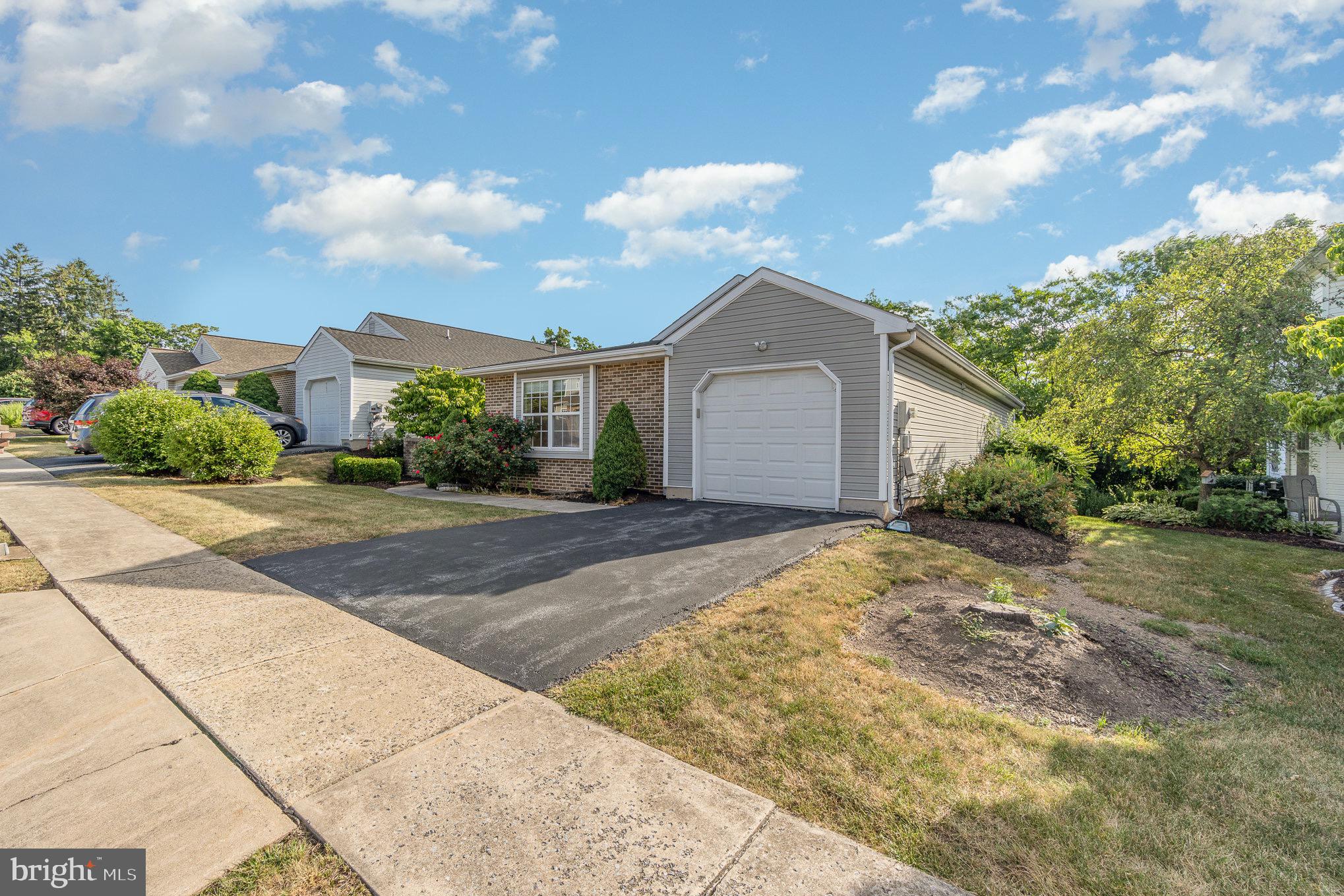 HIGHLANDS AT HEATHERFIELD - Residential