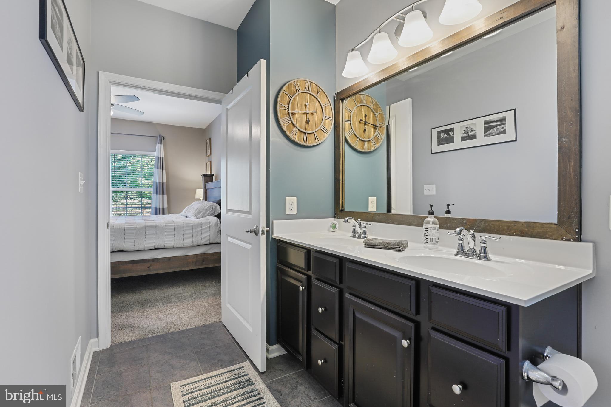 FIELDS AT ROCK GLENN - Residential