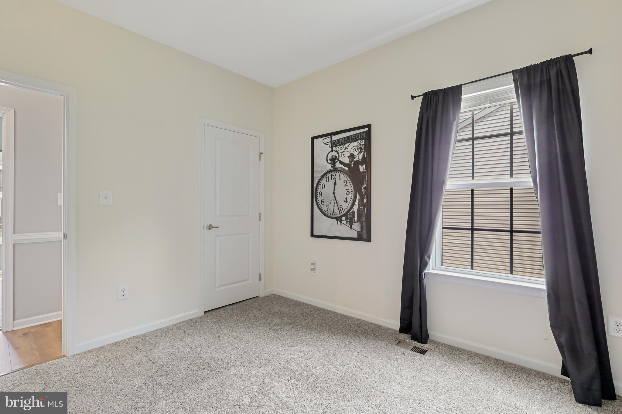 FIELDS AT ROCK GLENN - Residential