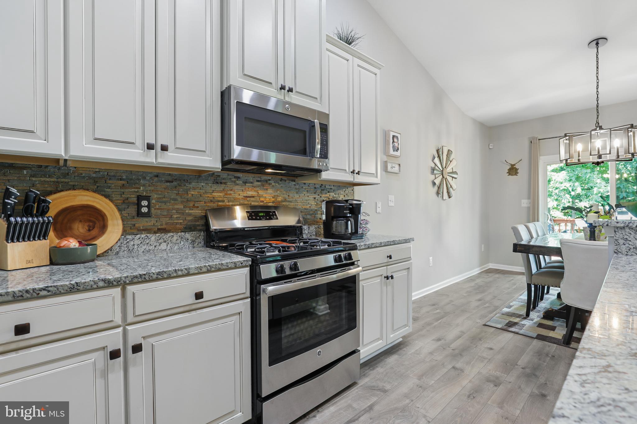 FIELDS AT ROCK GLENN - Residential