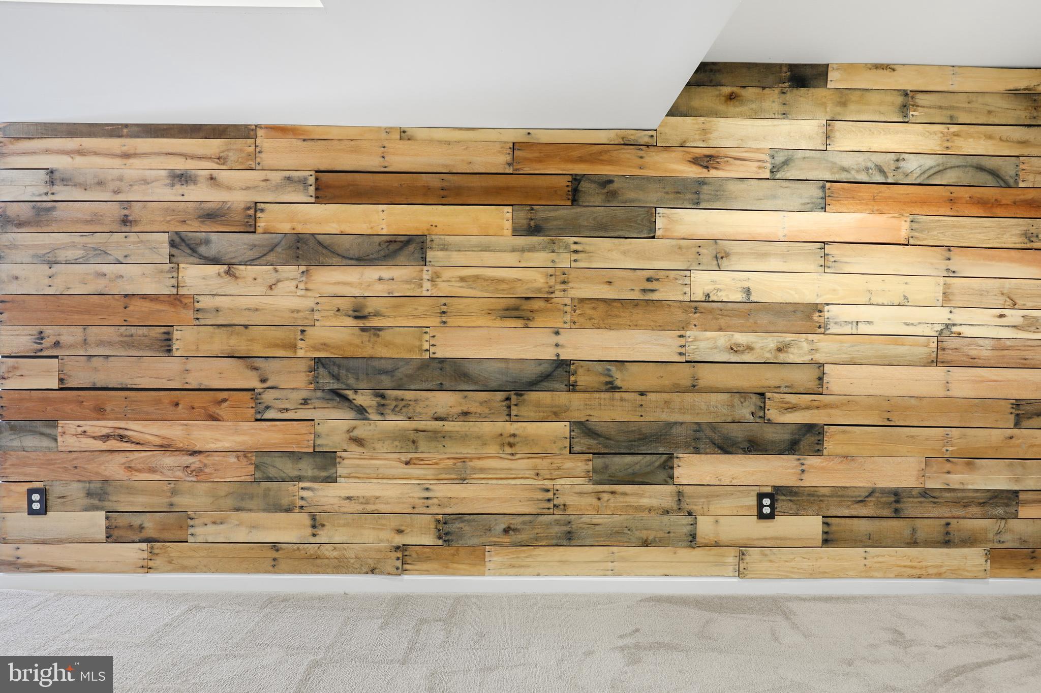 FIELDS AT ROCK GLENN - Residential