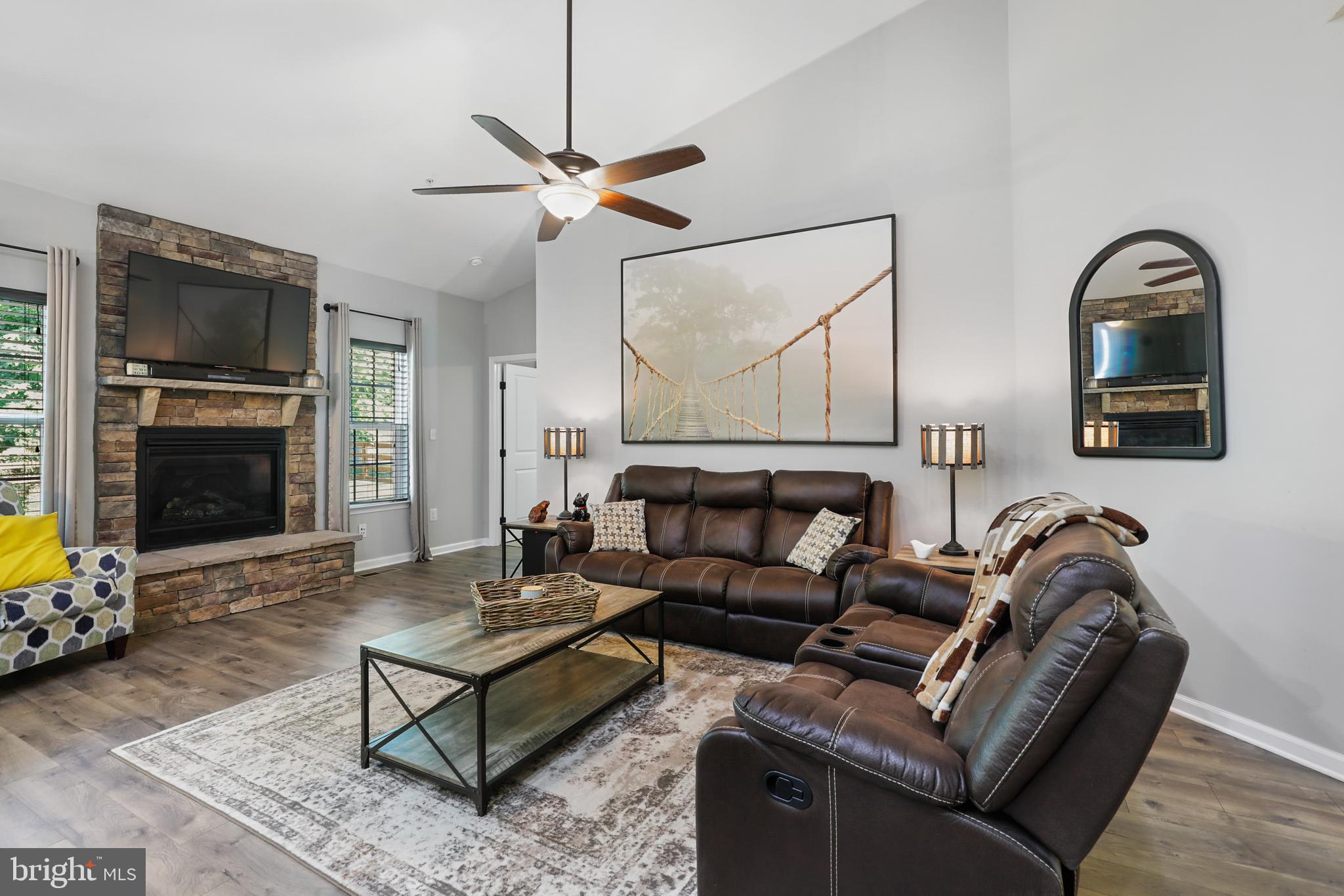 FIELDS AT ROCK GLENN - Residential