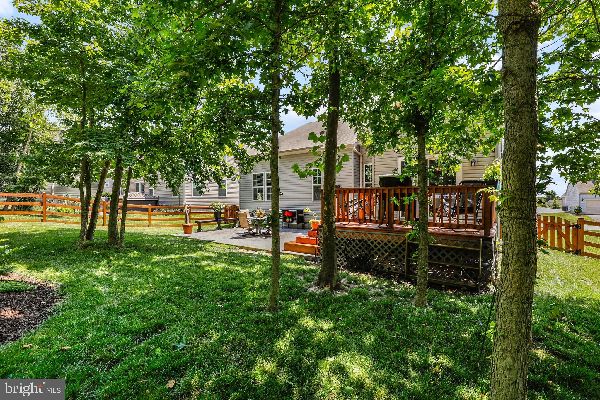 FIELDS AT ROCK GLENN - Residential