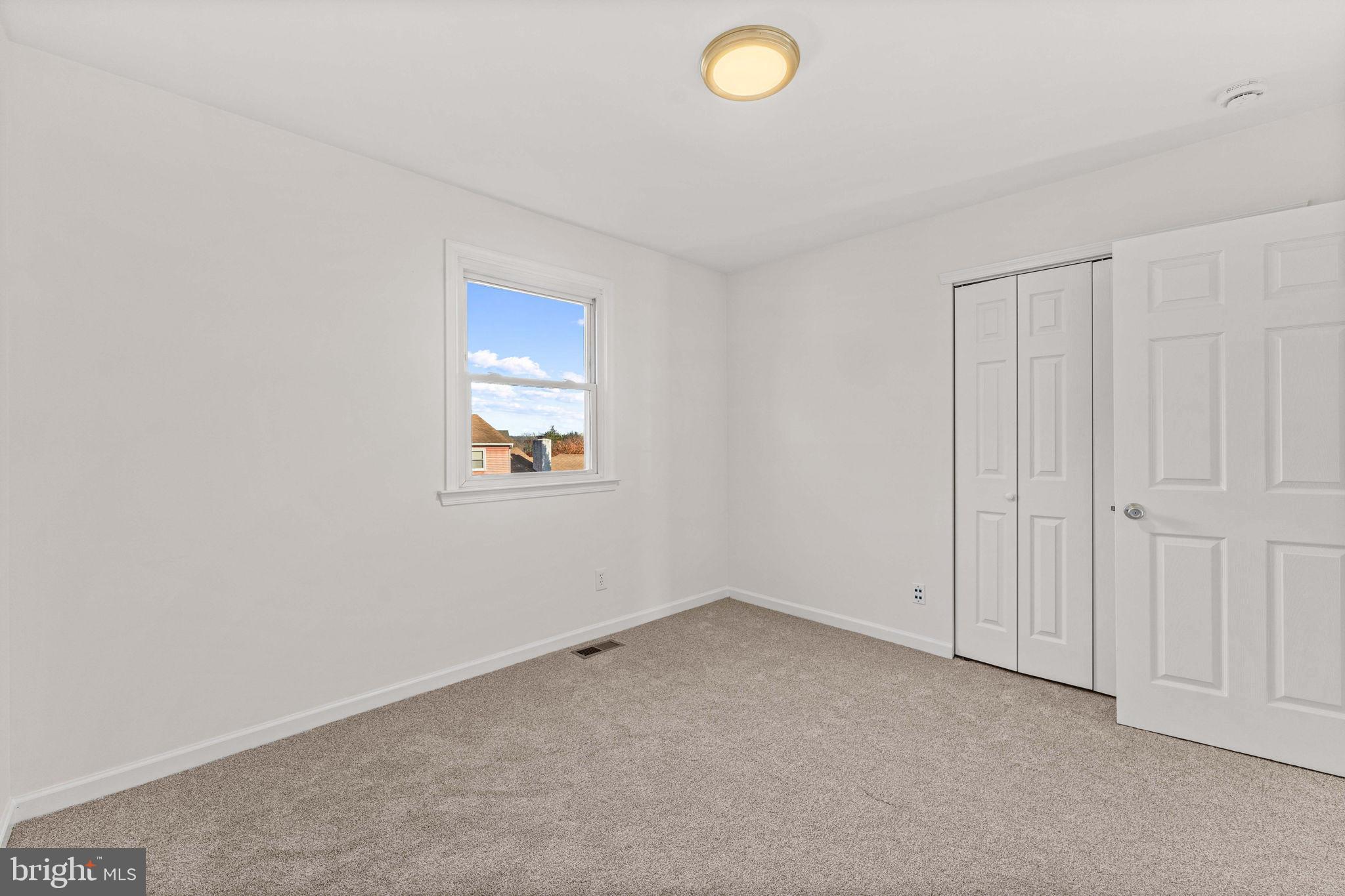 ROCKY MDWS - Residential