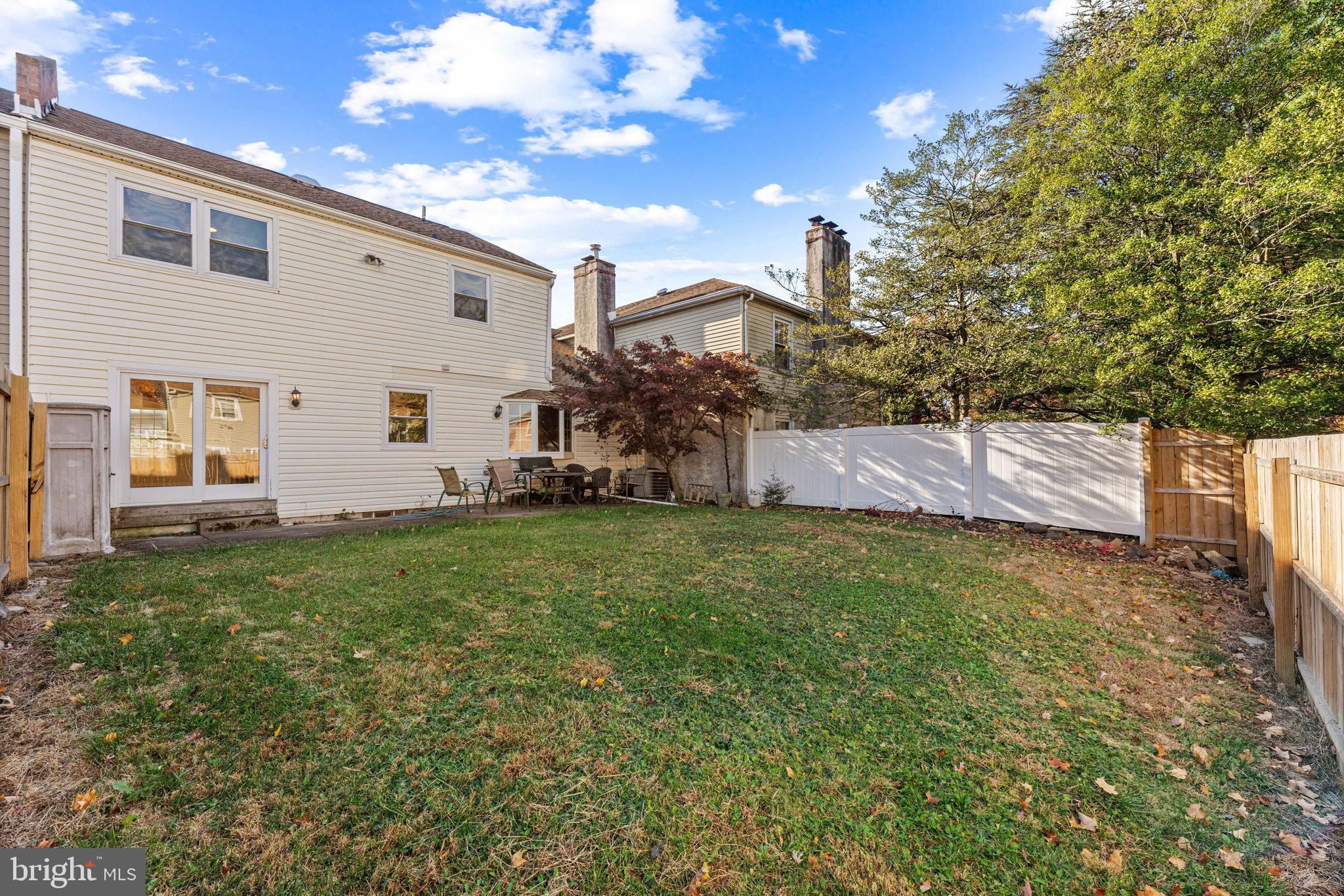 ROCKY MDWS - Residential