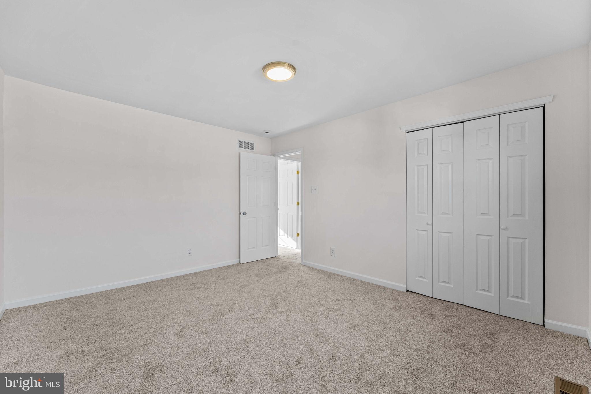 ROCKY MDWS - Residential